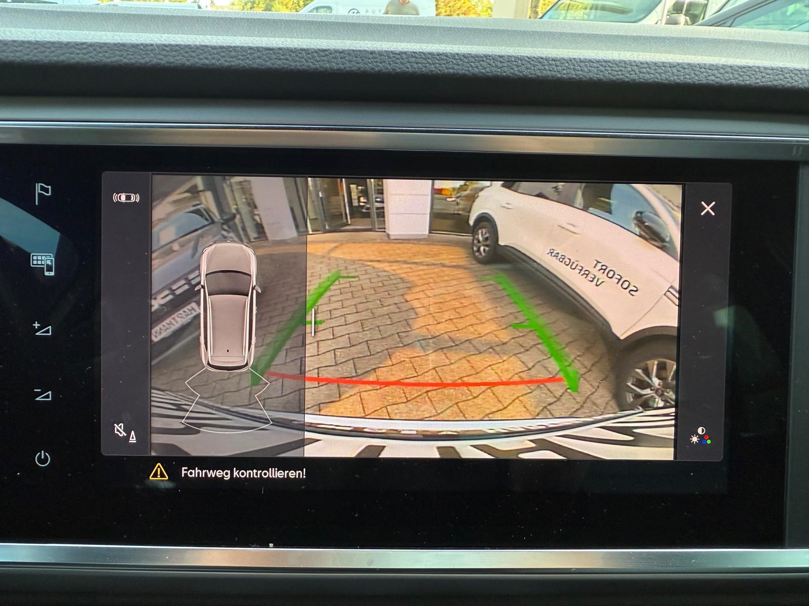 SEAT Ateca FR 1.5 ACT 110KW Pano-Dach SEAT Ateca FR 1.5 ACT 110KW Pano-Dach