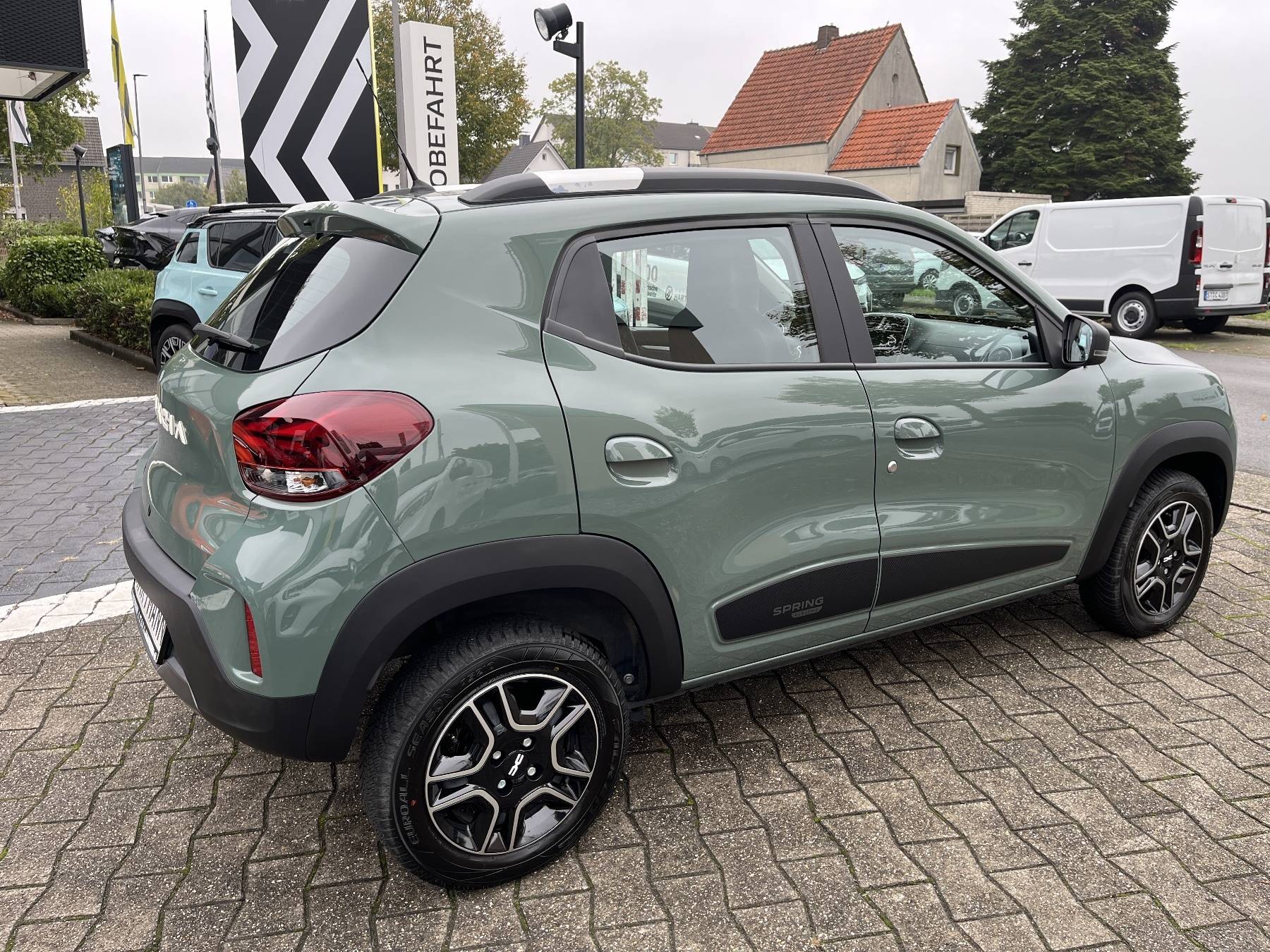 DACIA Spring Essential ELECTRIC 45 DACIA Spring Essential ELECTRIC 45