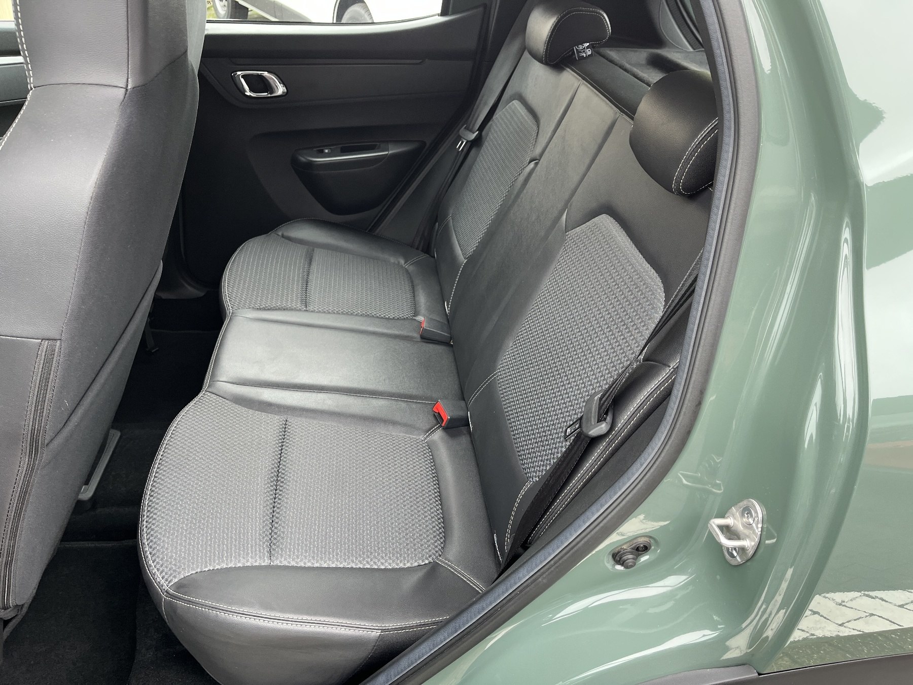 DACIA Spring Essential ELECTRIC 45 DACIA Spring Essential ELECTRIC 45