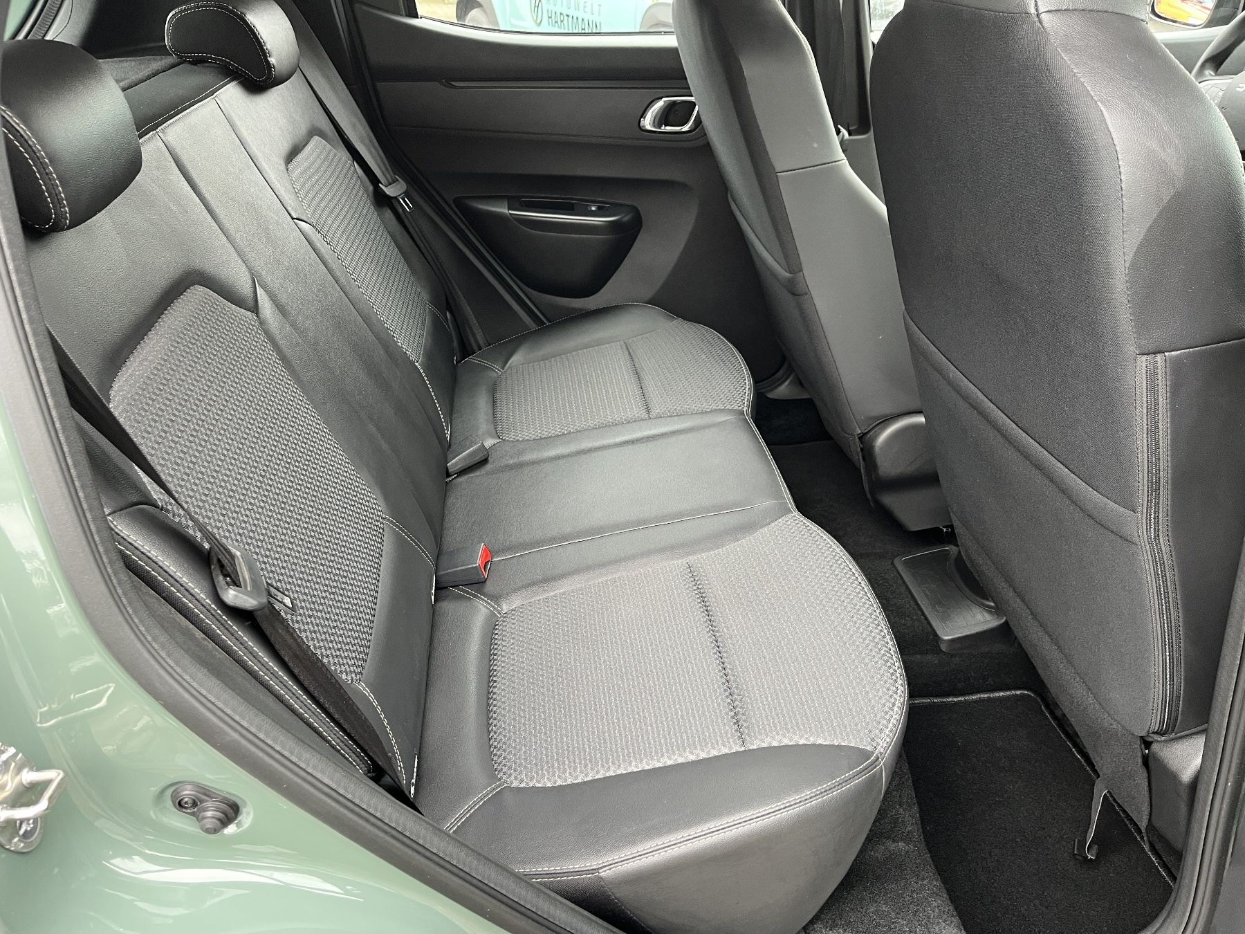 DACIA Spring Essential ELECTRIC 45 DACIA Spring Essential ELECTRIC 45