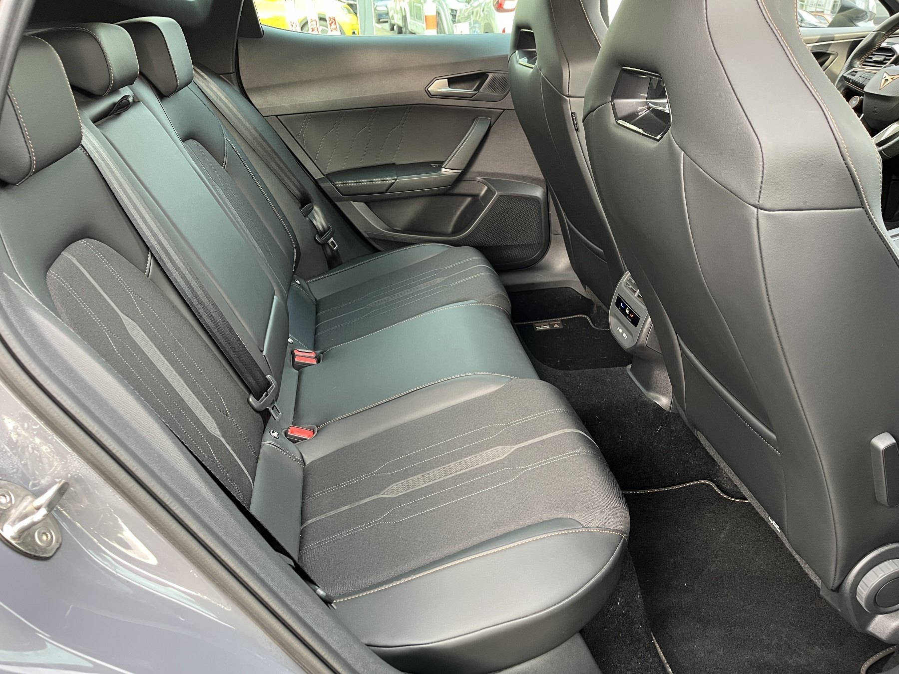 CUPRA Formentor VZ 1.4 e-Hybrid Pano-Dach, AHK CUPRA Formentor VZ 1.4 e-Hybrid Pano-Dach, AHK