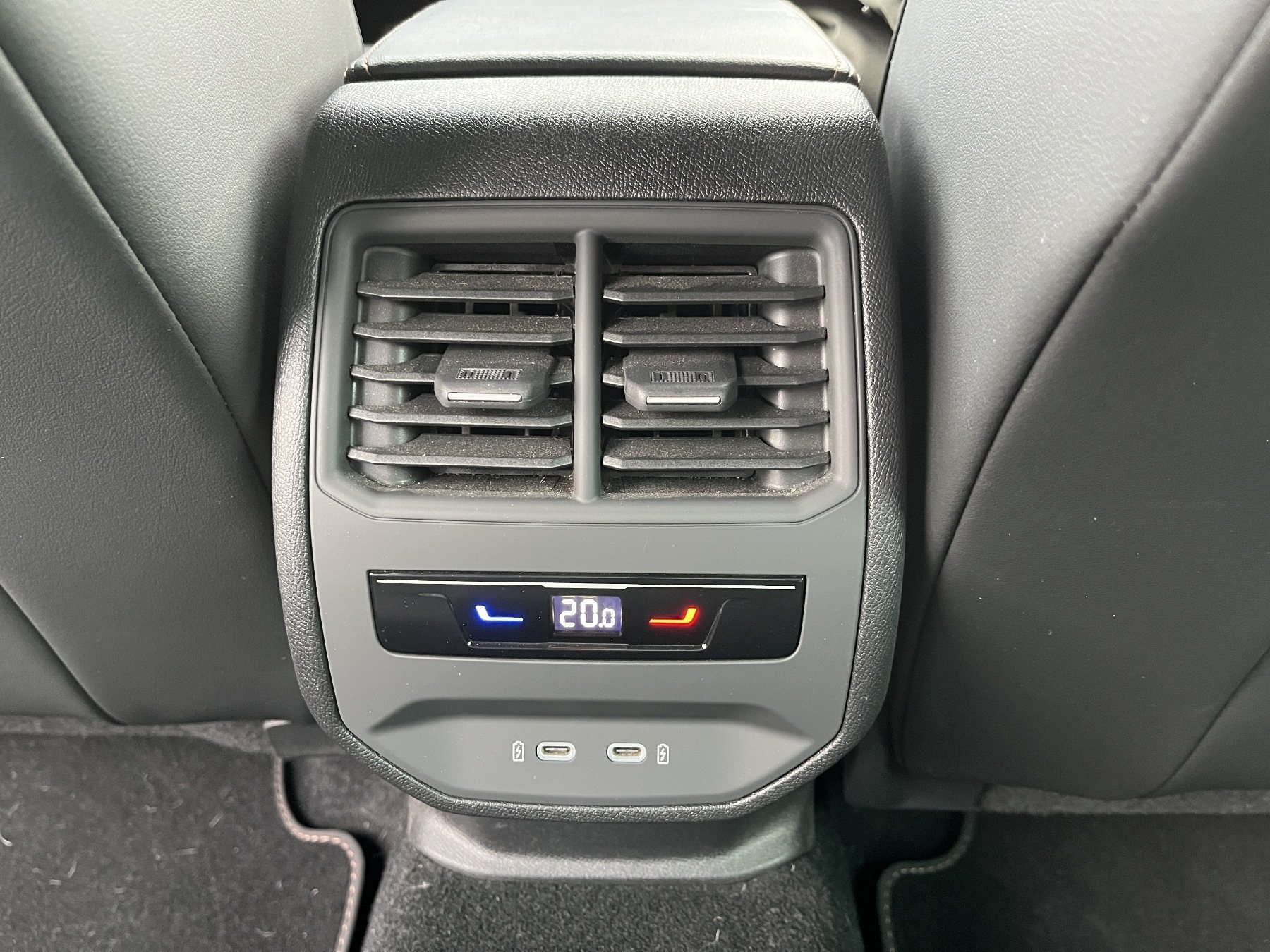 CUPRA Formentor VZ 1.4 e-Hybrid Pano-Dach, AHK CUPRA Formentor VZ 1.4 e-Hybrid Pano-Dach, AHK