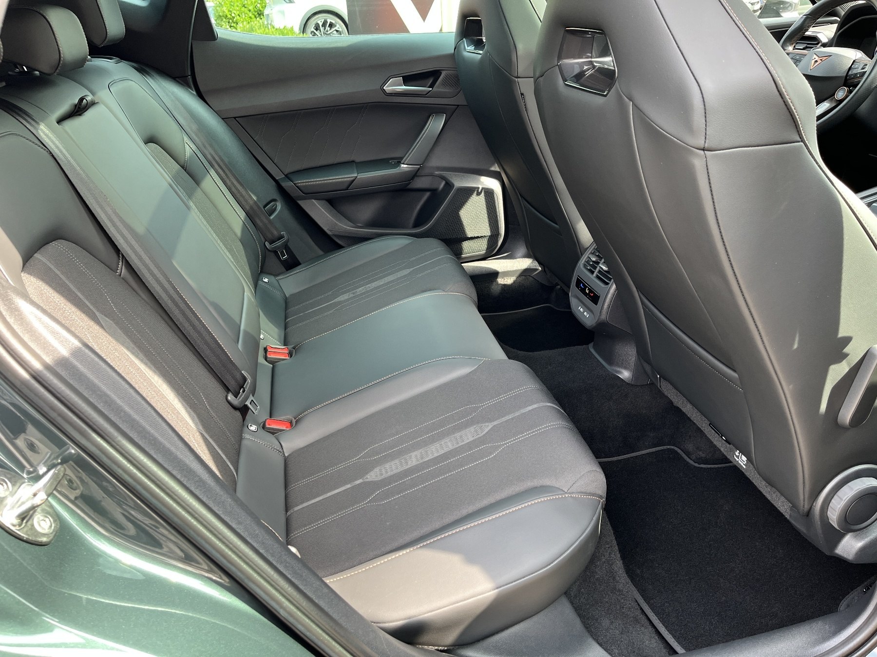 CUPRA Formentor 1.4 VZ E-HYBRID Pano-Dach, AHK CUPRA Formentor 1.4 VZ E-HYBRID Pano-Dach, AHK