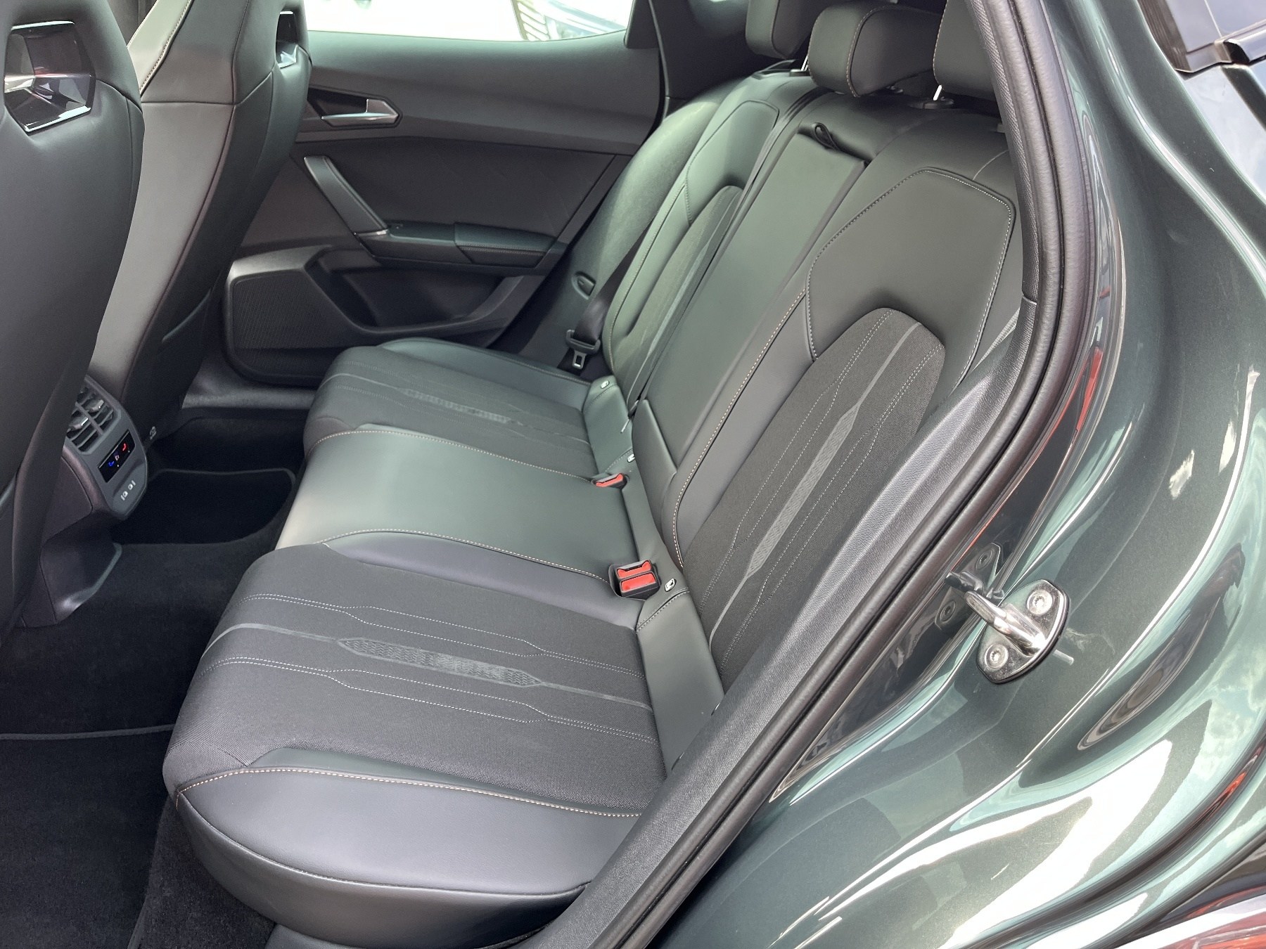 CUPRA Formentor 1.4 VZ E-HYBRID Pano-Dach, AHK CUPRA Formentor 1.4 VZ E-HYBRID Pano-Dach, AHK