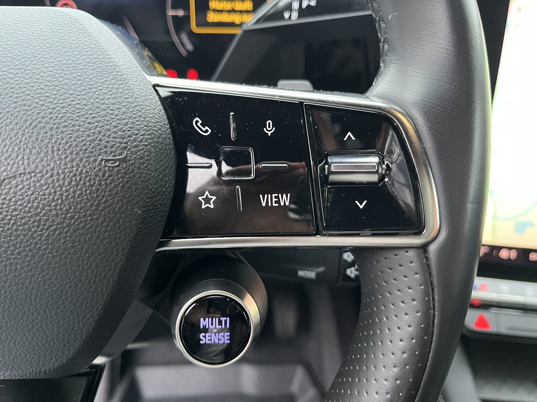 RENAULT Megane E-TECH ICONIC EV60 220hp Harman-Kardon RENAULT Megane E-TECH ICONIC EV60 220hp Harman-Kardon