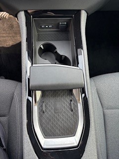 RENAULT Austral Equilibre Mild Hybrid 140 Auto RENAULT Austral Equilibre Mild Hybrid 140 Auto