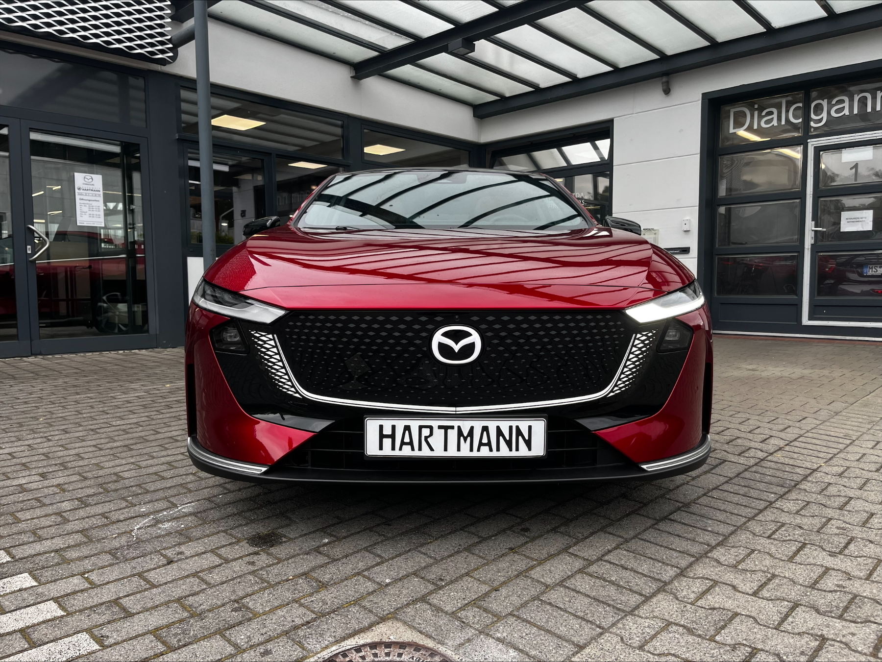 MAZDA 6e 5HB EV 258ps 1AT RWD Takumi Plus MAZDA 6e 5HB EV 258ps 1AT RWD Takumi Plus