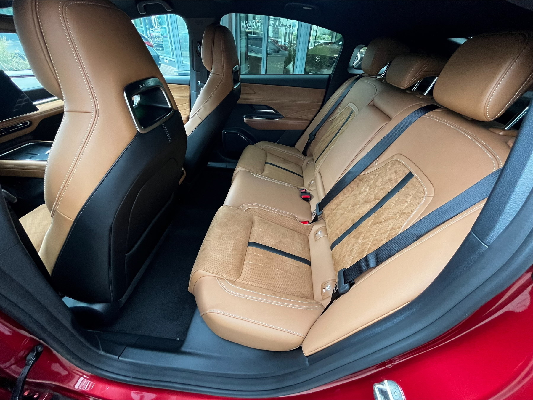 MAZDA 6e 5HB EV 258ps 1AT RWD Takumi Plus MAZDA 6e 5HB EV 258ps 1AT RWD Takumi Plus