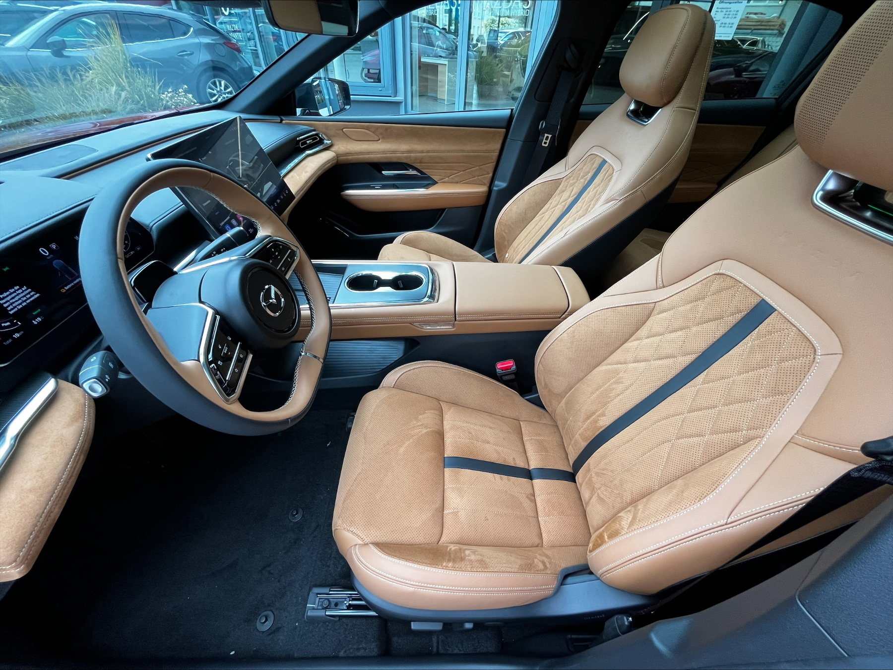 MAZDA 6e 5HB EV 258ps 1AT RWD Takumi Plus MAZDA 6e 5HB EV 258ps 1AT RWD Takumi Plus