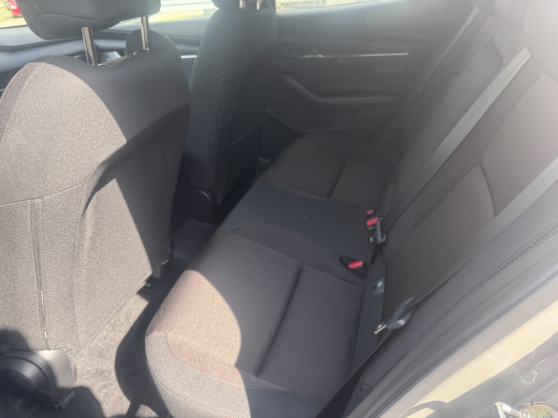 MAZDA 3 2.5L e-SKYACTIV G 140ps 6AT FWD Exclusive-line MAZDA 3 2.5L e-SKYACTIV G 140ps 6AT FWD Exclusive-line