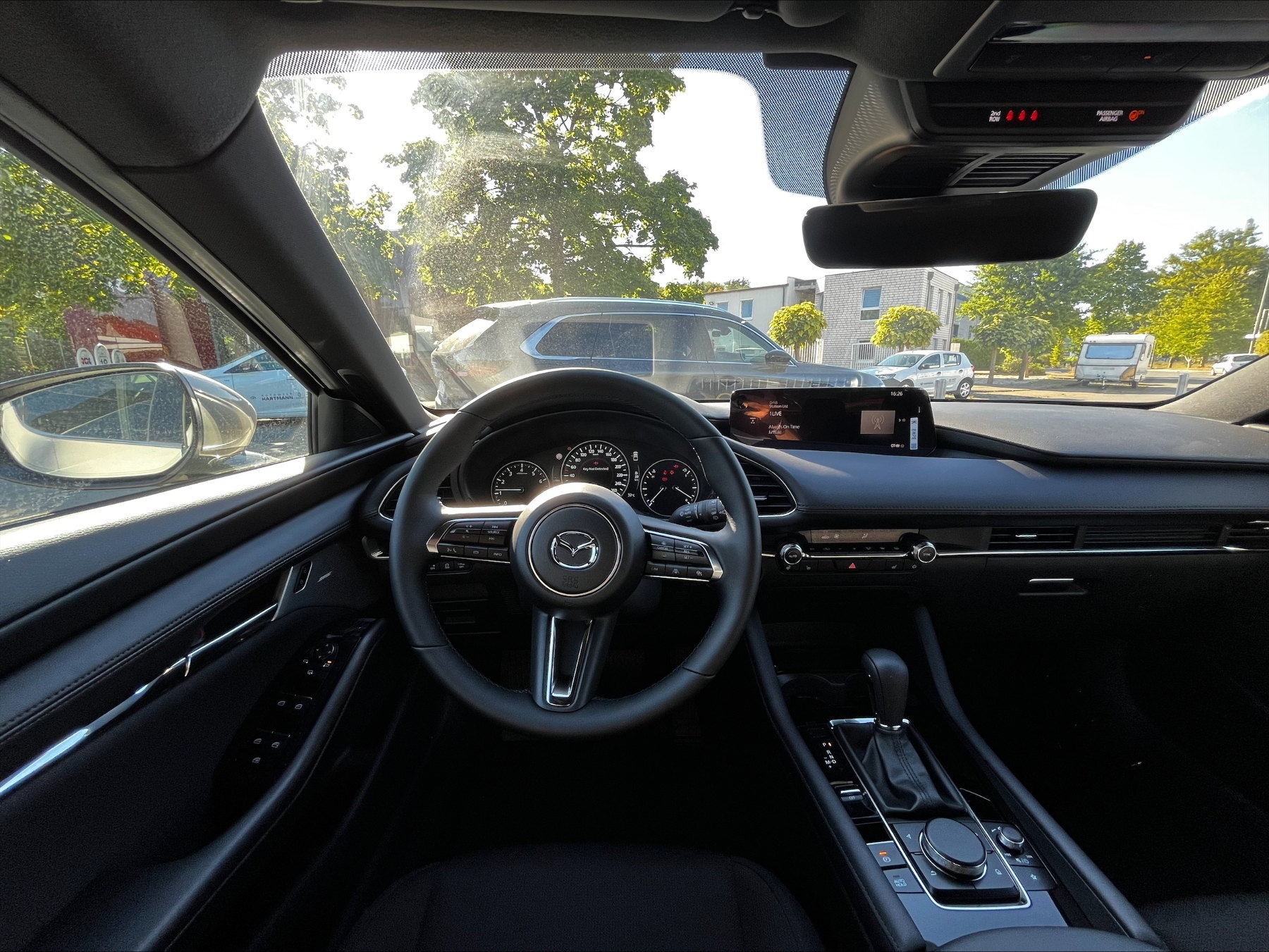 MAZDA 3 2.5L e-SKYACTIV G 140ps 6AT FWD Exclusive-line MAZDA 3 2.5L e-SKYACTIV G 140ps 6AT FWD Exclusive-line