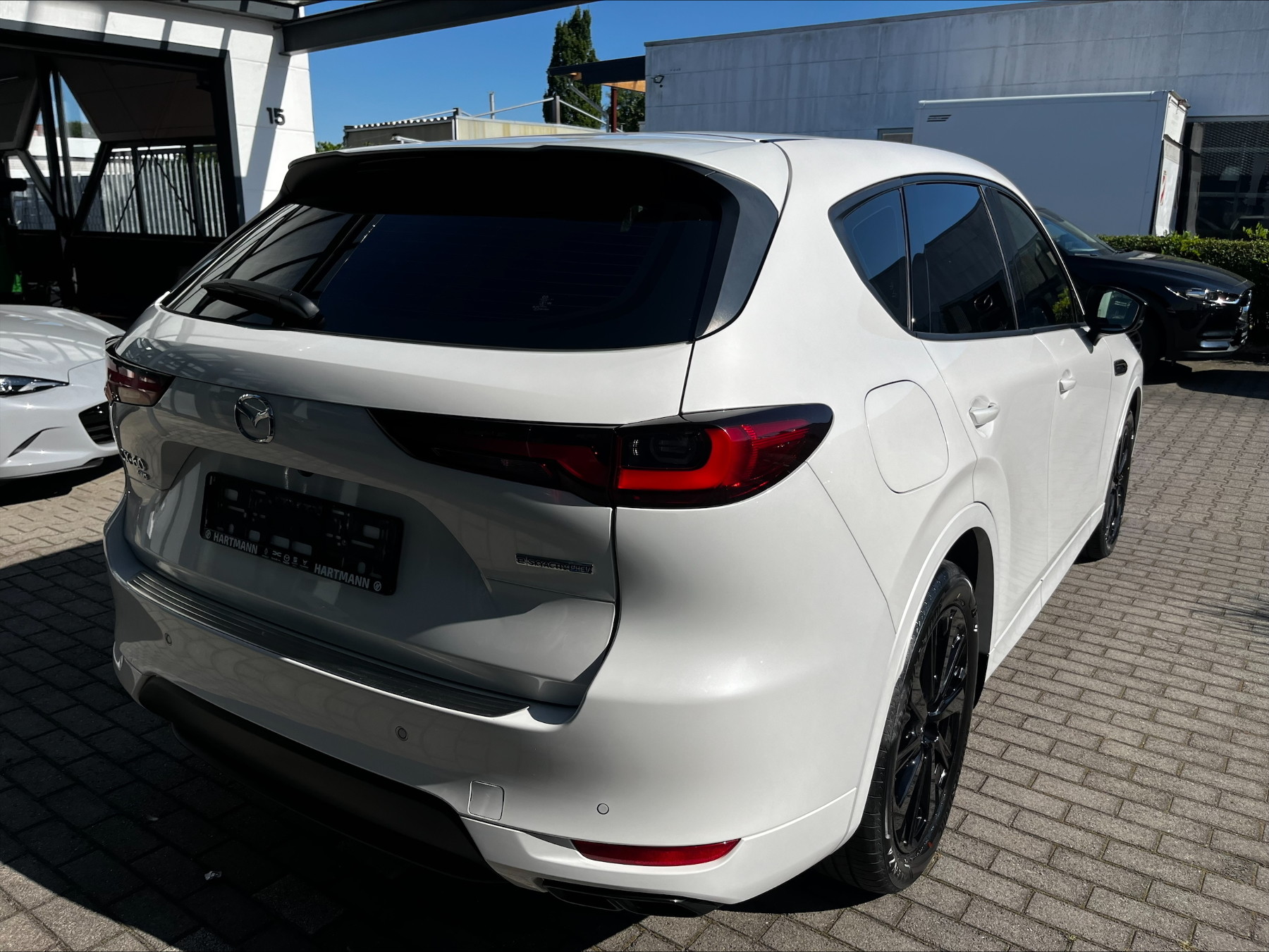 MAZDA CX-60 Homura Hybrid AWD 327PS Panorama AHK MAZDA CX-60 Homura Hybrid AWD 327PS Panorama AHK