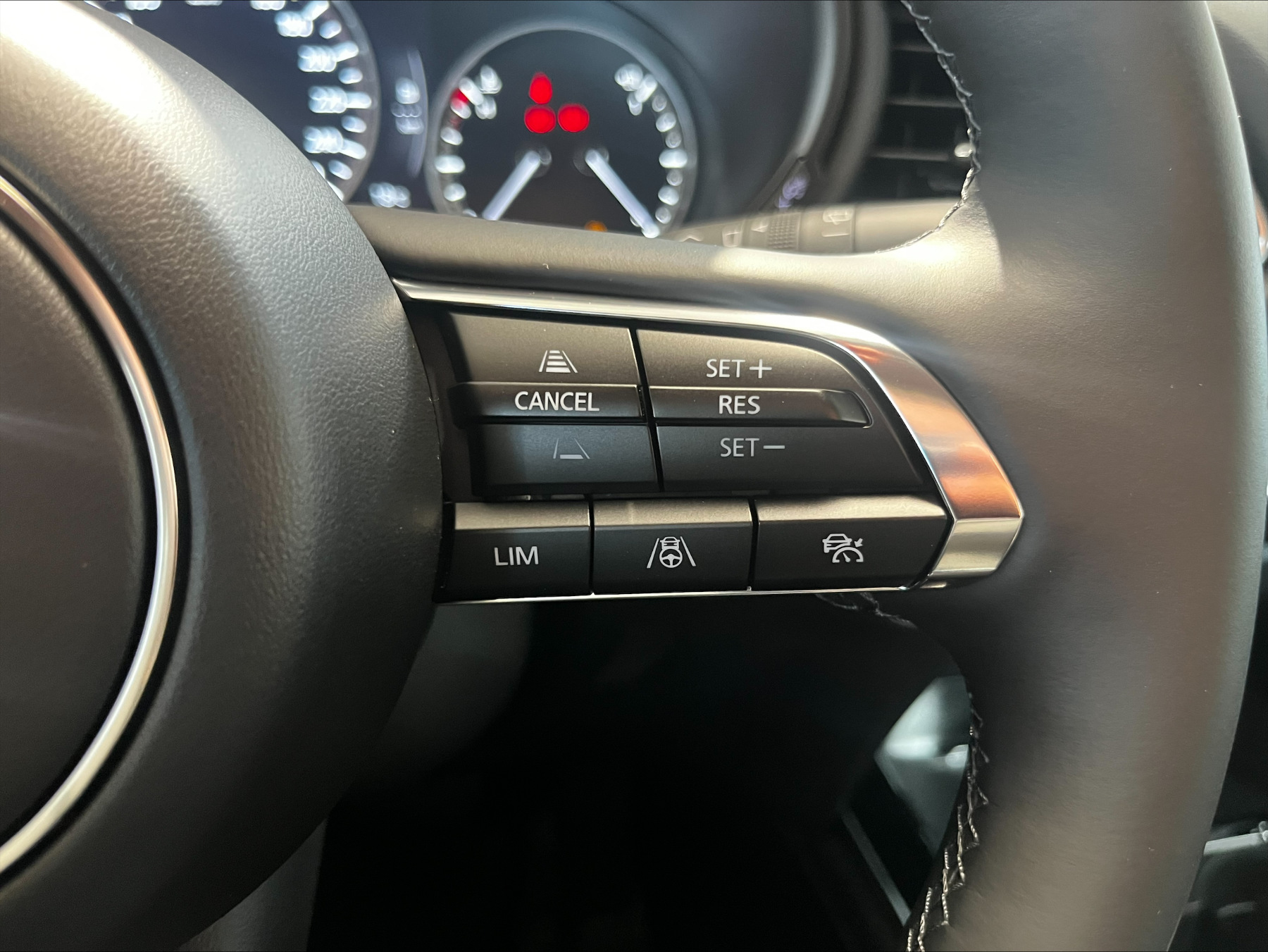 MAZDA CX-30 Exclusive-Line 2.0L e-SKYACTIV X 186ps AHK MAZDA CX-30 Exclusive-Line 2.0L e-SKYACTIV X 186ps AHK