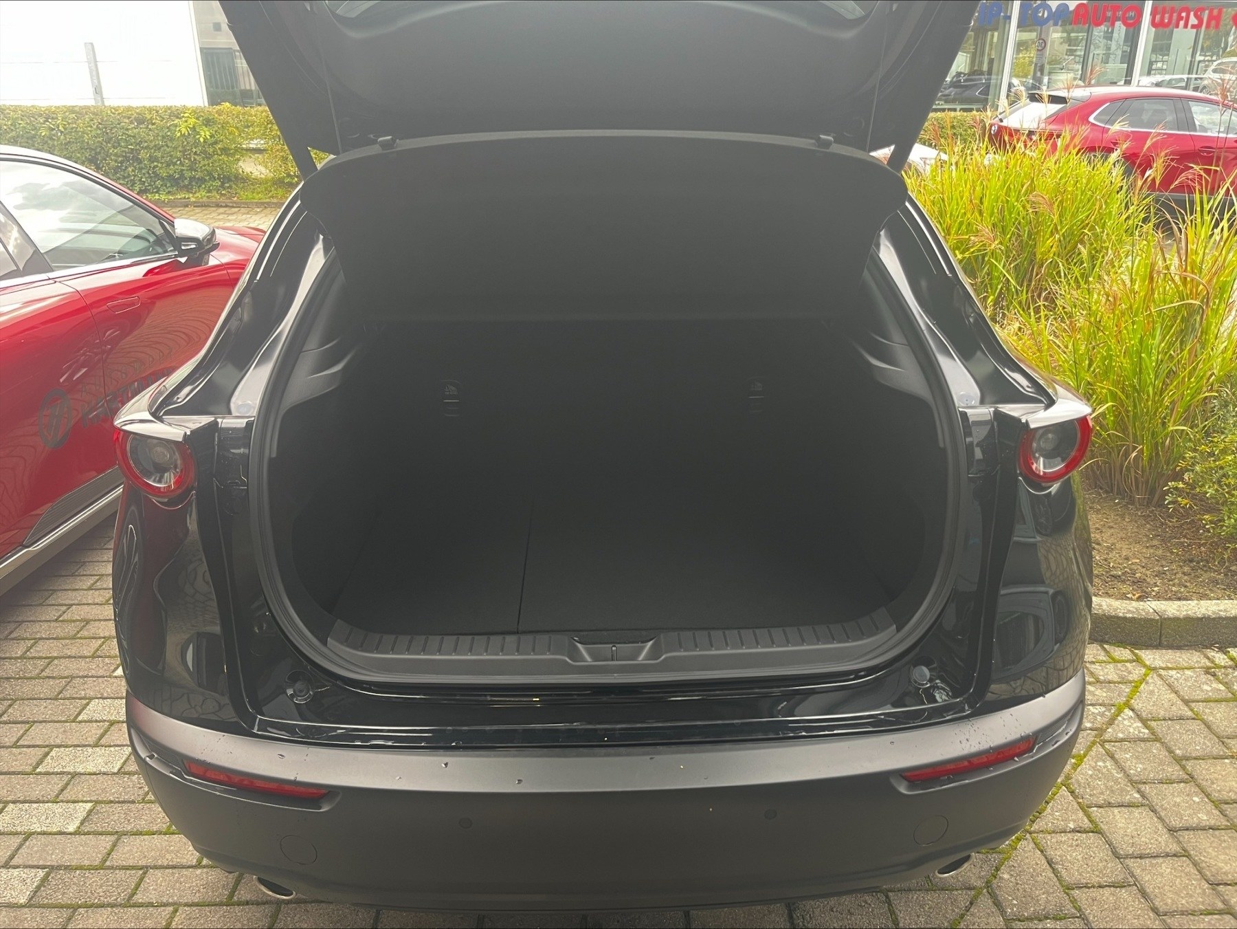 MAZDA CX-30 2.5L e-SKYACTIV G 140ps Exclusive-line AHK MAZDA CX-30 2.5L e-SKYACTIV G 140ps Exclusive-line AHK