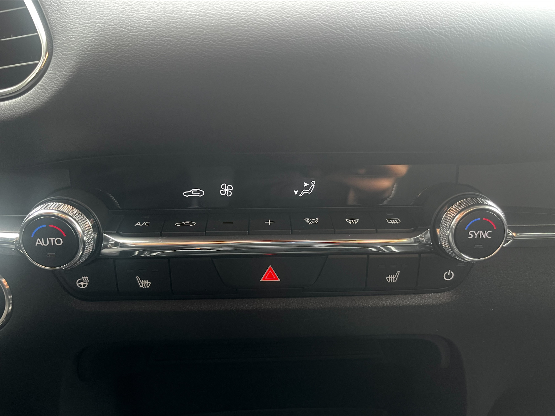 MAZDA CX-30 2.5L e-SKYACTIV G 140ps 6AT Exclusive-line MAZDA CX-30 2.5L e-SKYACTIV G 140ps 6AT Exclusive-line