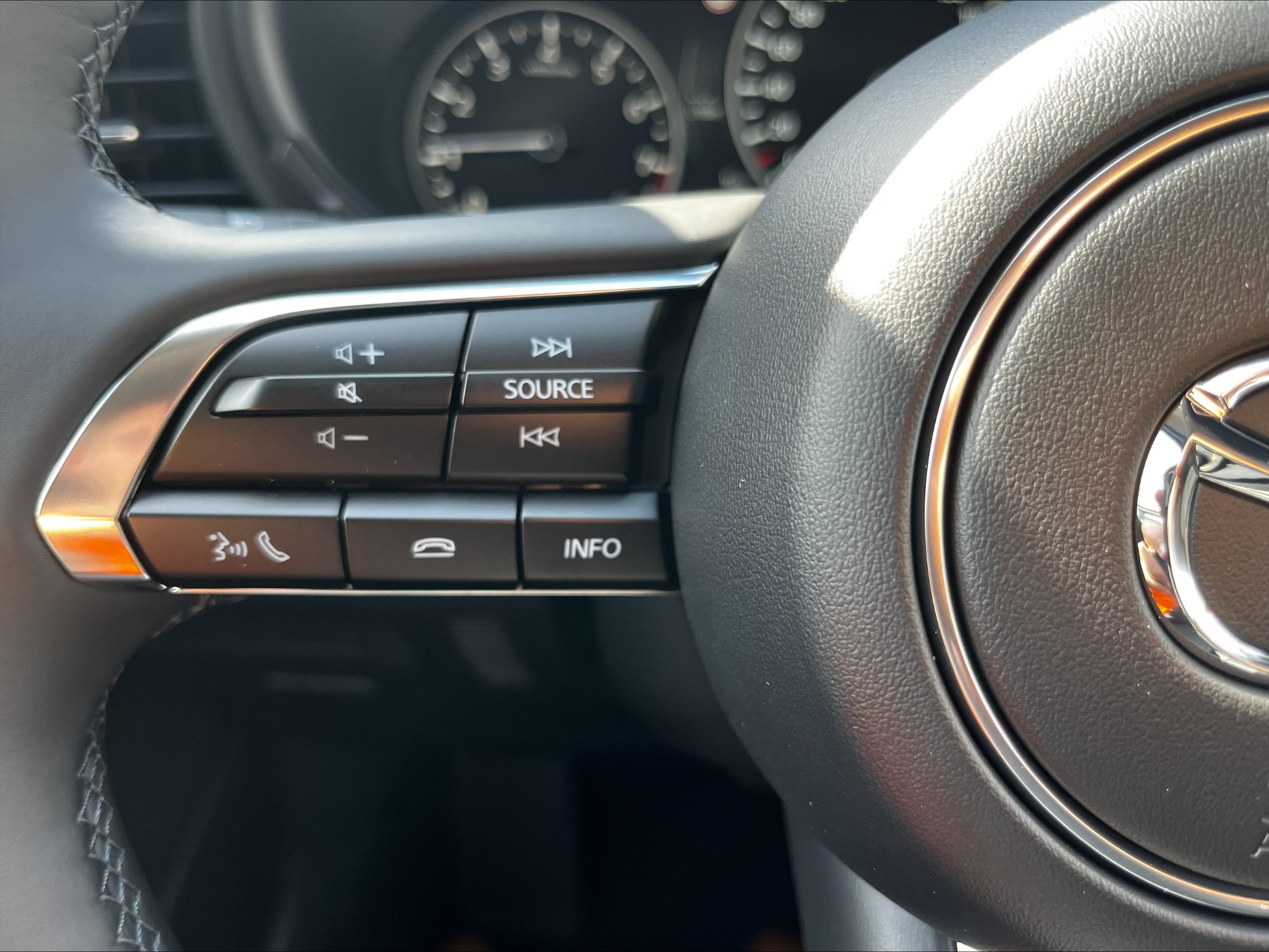 MAZDA CX-30 2.0L e-SKYACTIV X 186ps 6AT Exclusive-line MAZDA CX-30 2.0L e-SKYACTIV X 186ps 6AT Exclusive-line