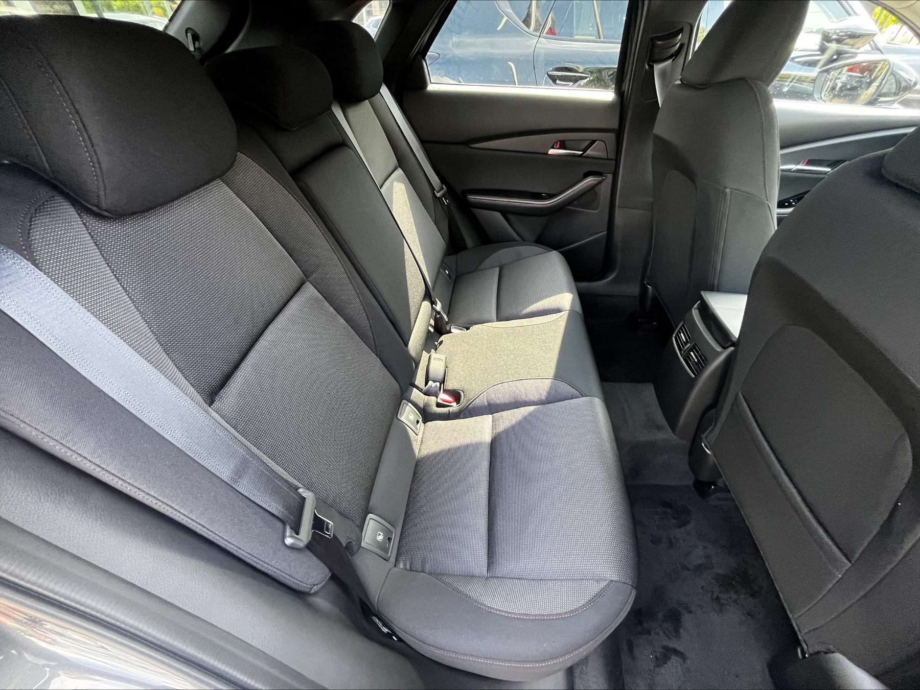 MAZDA CX-30 2.5L e-SKYACTIV G 140ps 6AT FWD Homura MAZDA CX-30 2.5L e-SKYACTIV G 140ps 6AT FWD Homura