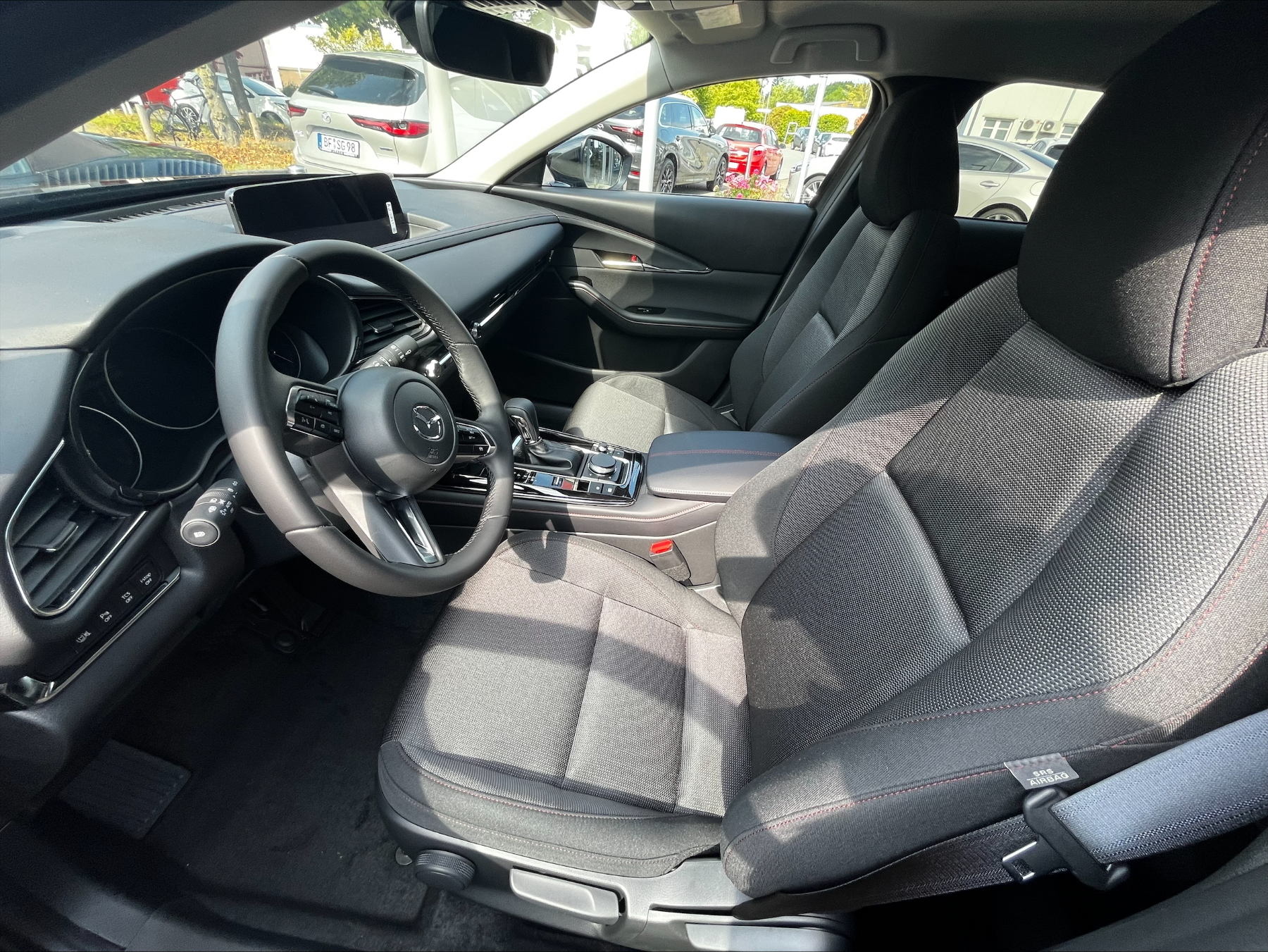 MAZDA CX-30 2.5L e-SKYACTIV G 140ps 6AT FWD Homura MAZDA CX-30 2.5L e-SKYACTIV G 140ps 6AT FWD Homura