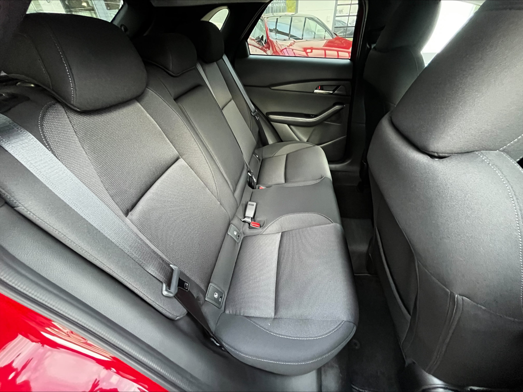 MAZDA CX-30 2.5L e-SKYACTIV G 140ps 6AT Exclusive-line MAZDA CX-30 2.5L e-SKYACTIV G 140ps 6AT Exclusive-line