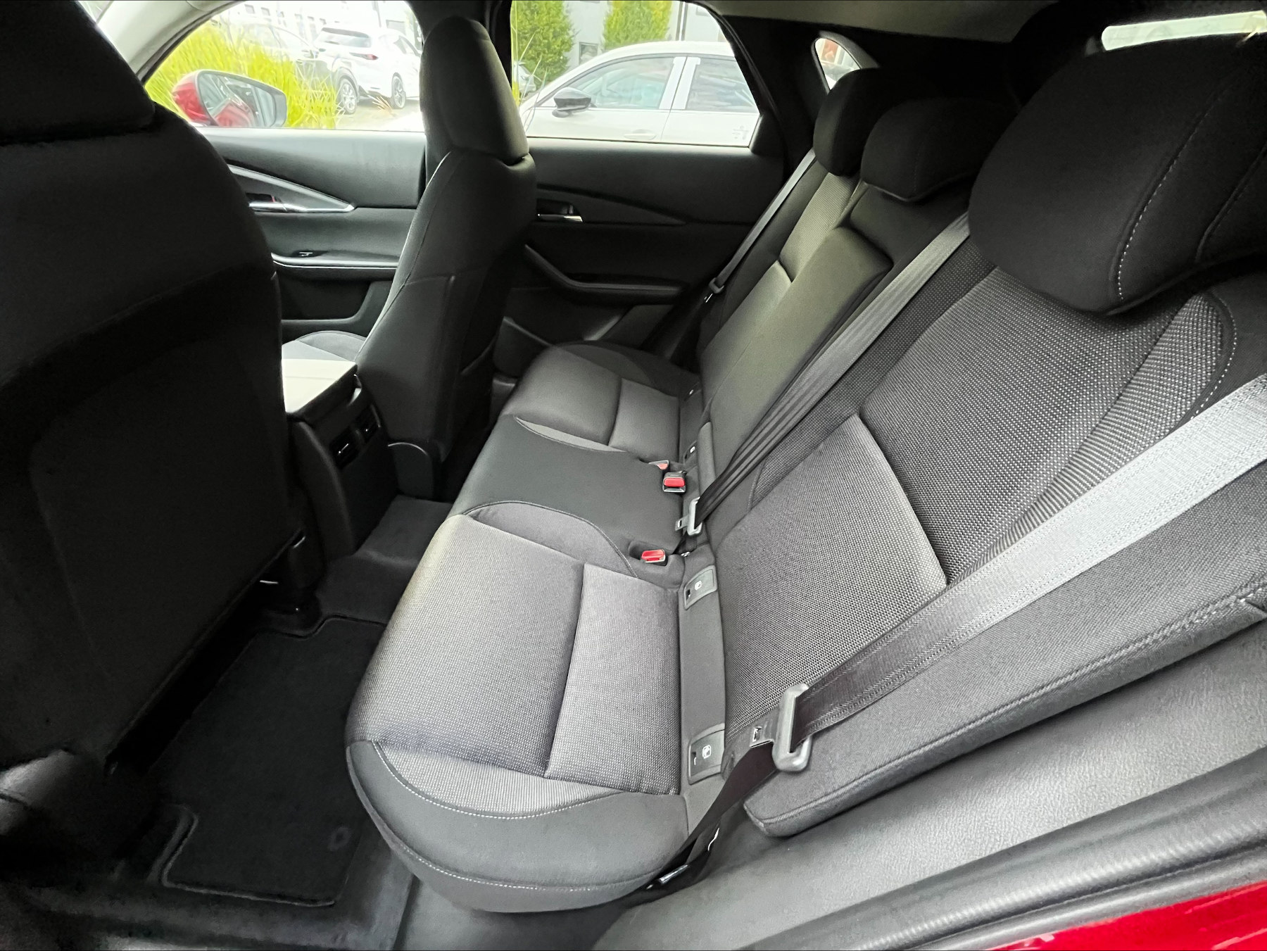 MAZDA CX-30 2.5L e-SKYACTIV G 140ps 6AT Exclusive-line MAZDA CX-30 2.5L e-SKYACTIV G 140ps 6AT Exclusive-line