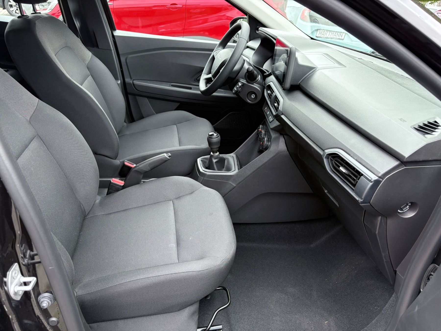 DACIA Sandero Essential TCe 90 DACIA Sandero Essential TCe 90