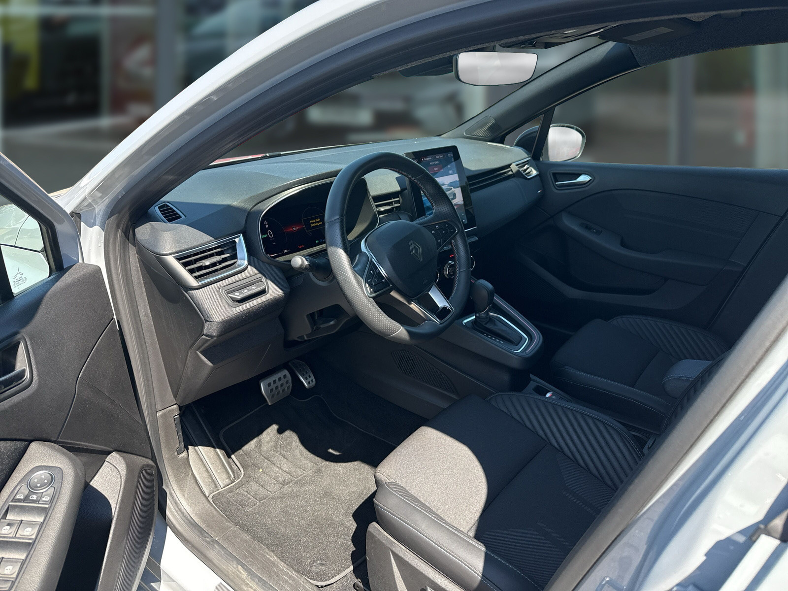 RENAULT Clio V Esprit Alpine E-Tech Full Hybrid 145 RENAULT Clio V Esprit Alpine E-Tech Full Hybrid 145