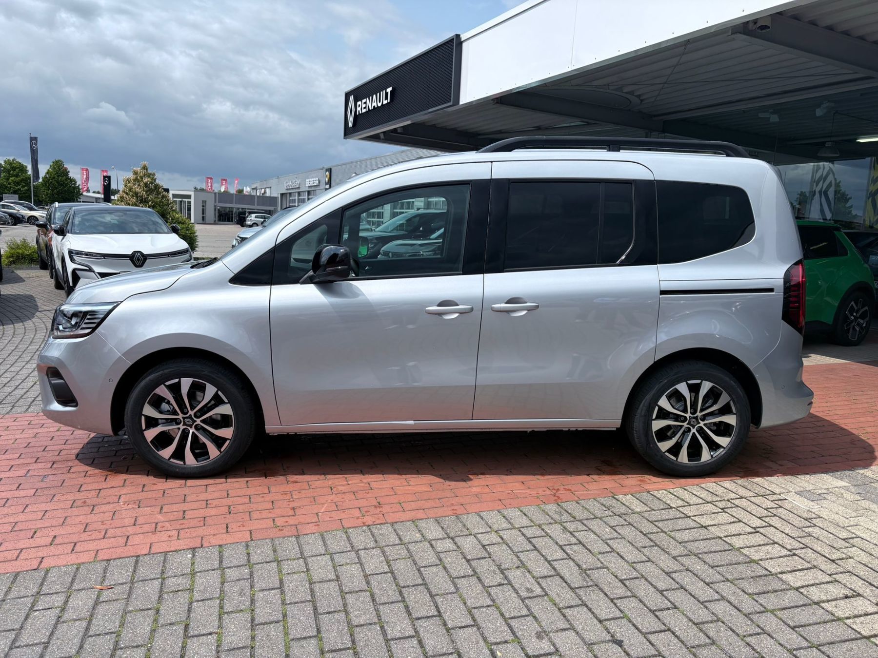 RENAULT Kadjar TECHNO TCe 160 EDC RENAULT Kadjar TECHNO TCe 160 EDC