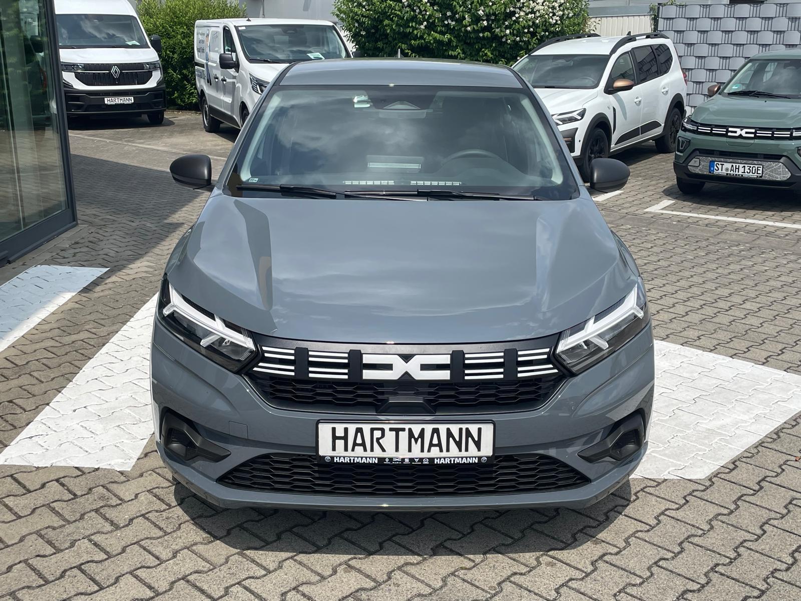 DACIA Sandero Essential TCe 90 DACIA Sandero Essential TCe 90