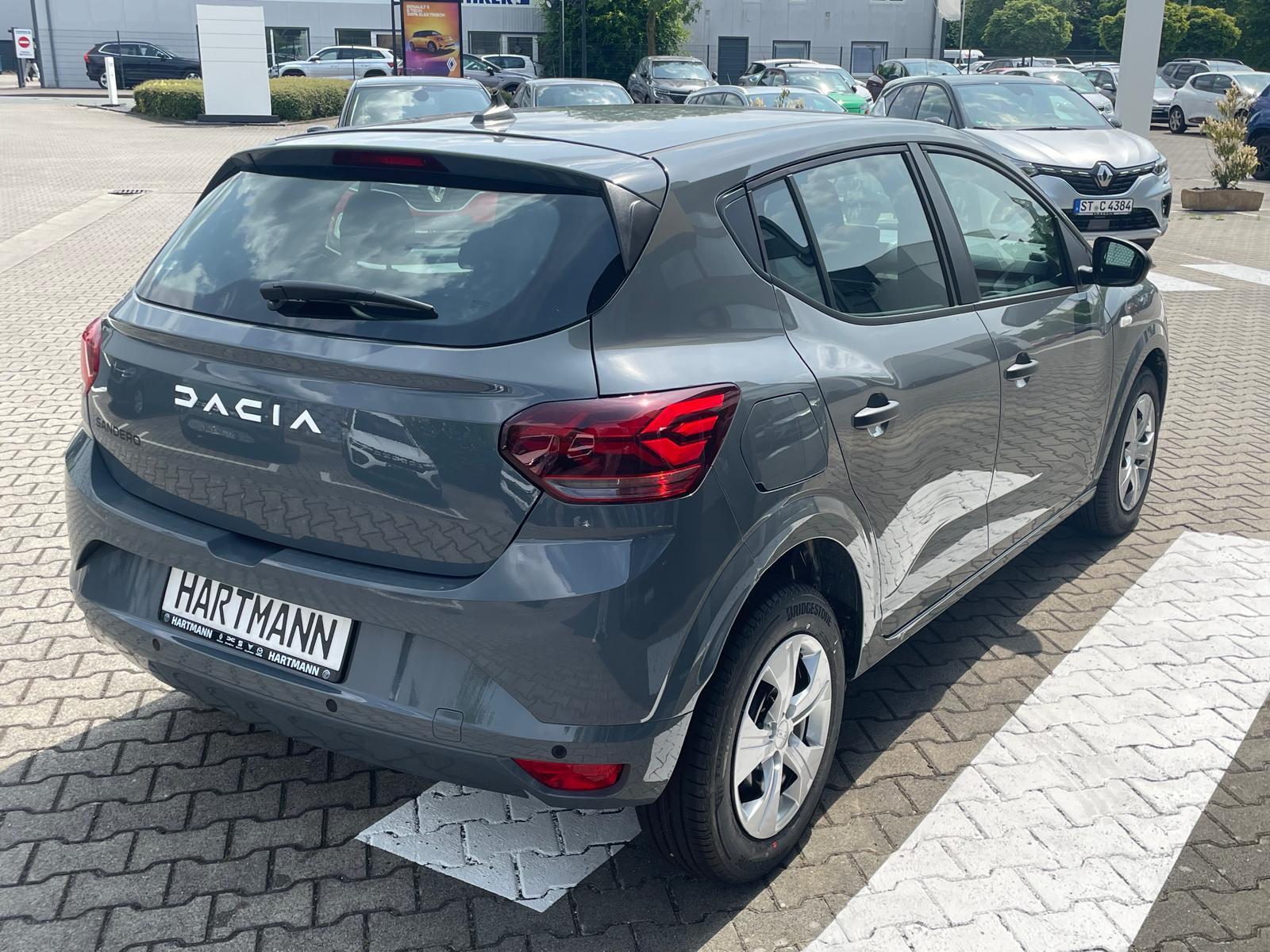 DACIA Sandero Essential TCe 90 DACIA Sandero Essential TCe 90