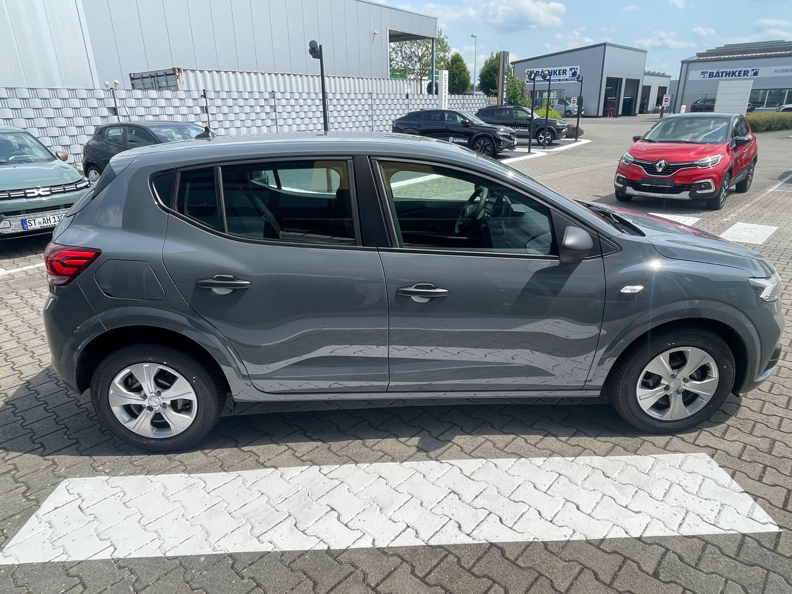 DACIA Sandero Essential TCe 90 DACIA Sandero Essential TCe 90