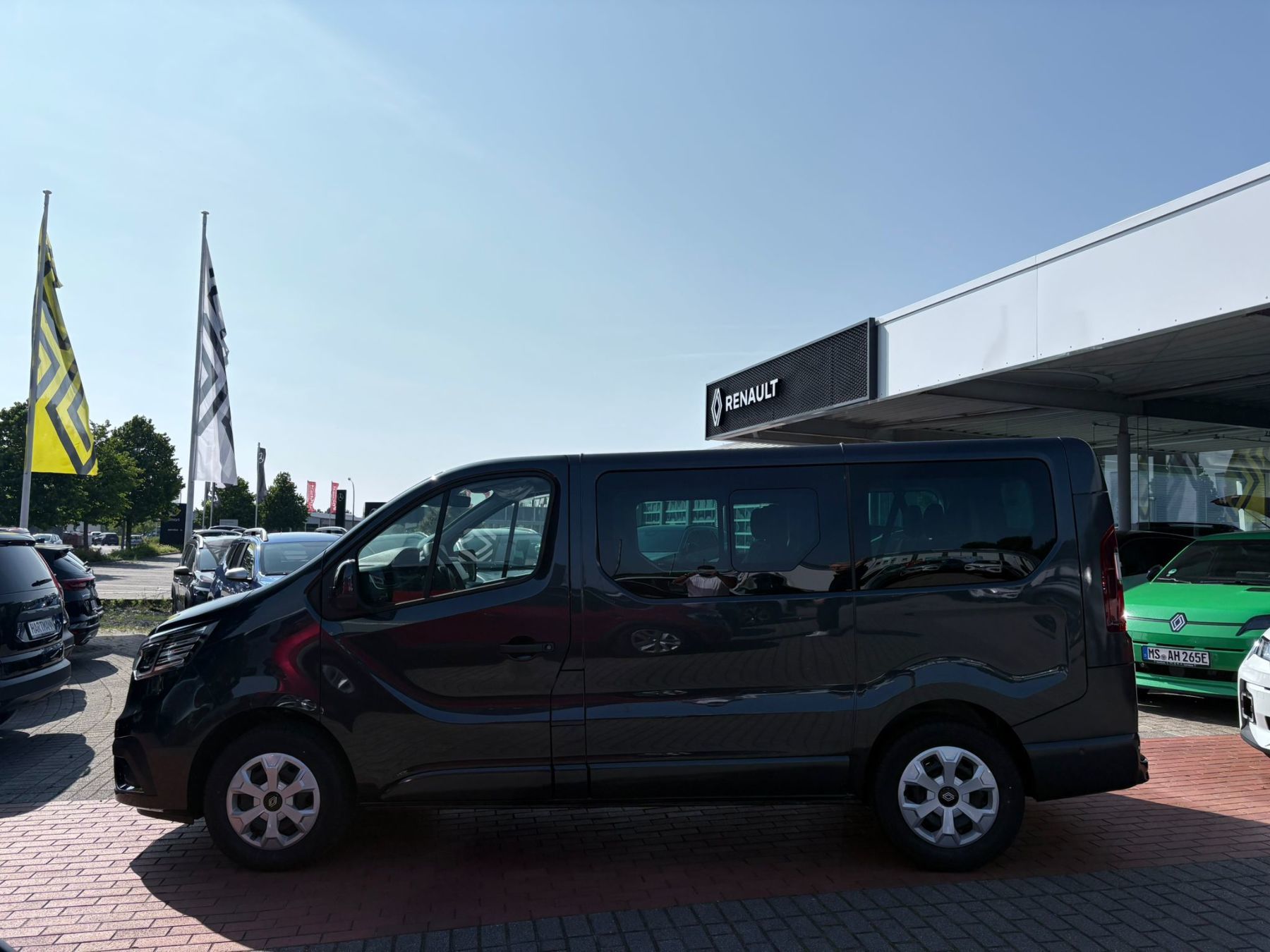 RENAULT Trafic Pkw Evolution Blue dCi 150 RENAULT Trafic Pkw Evolution Blue dCi 150