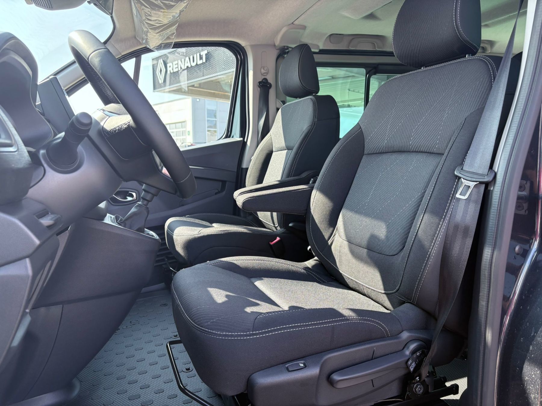 RENAULT Trafic Pkw Evolution Blue dCi 150 RENAULT Trafic Pkw Evolution Blue dCi 150