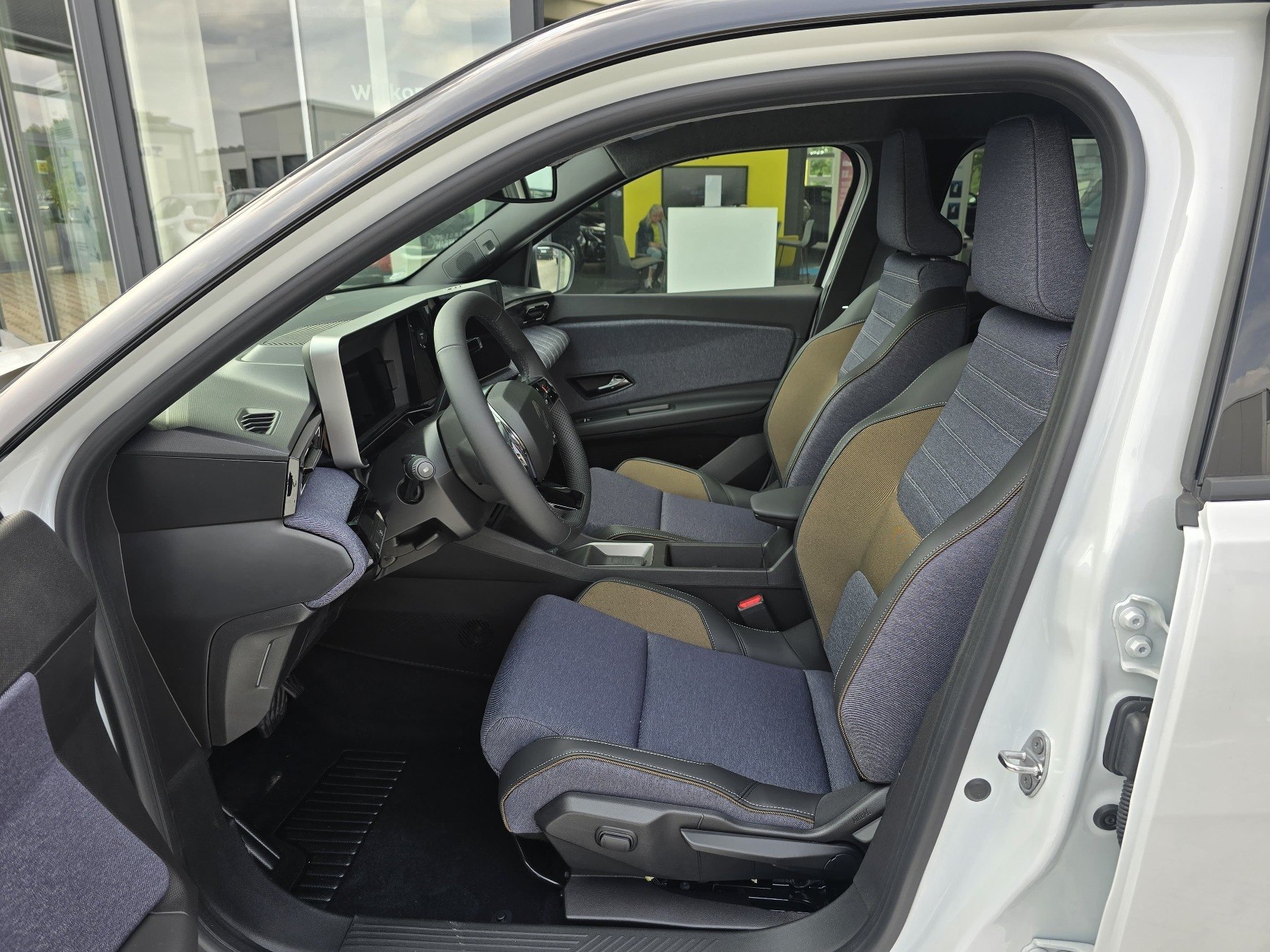 RENAULT R 5 E-Tech Techno 120 Urban Range RENAULT R 5 E-Tech Techno 120 Urban Range