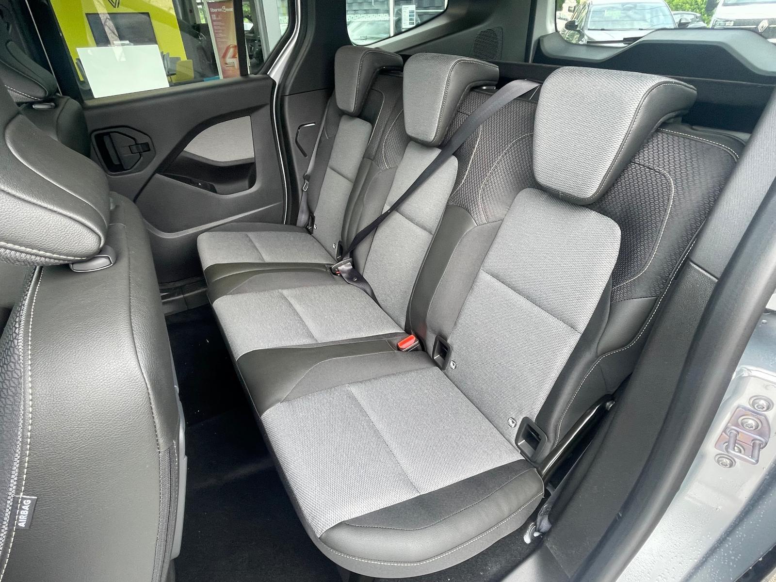 RENAULT Kangoo PKW TECHNO TCe 130 RENAULT Kangoo PKW TECHNO TCe 130