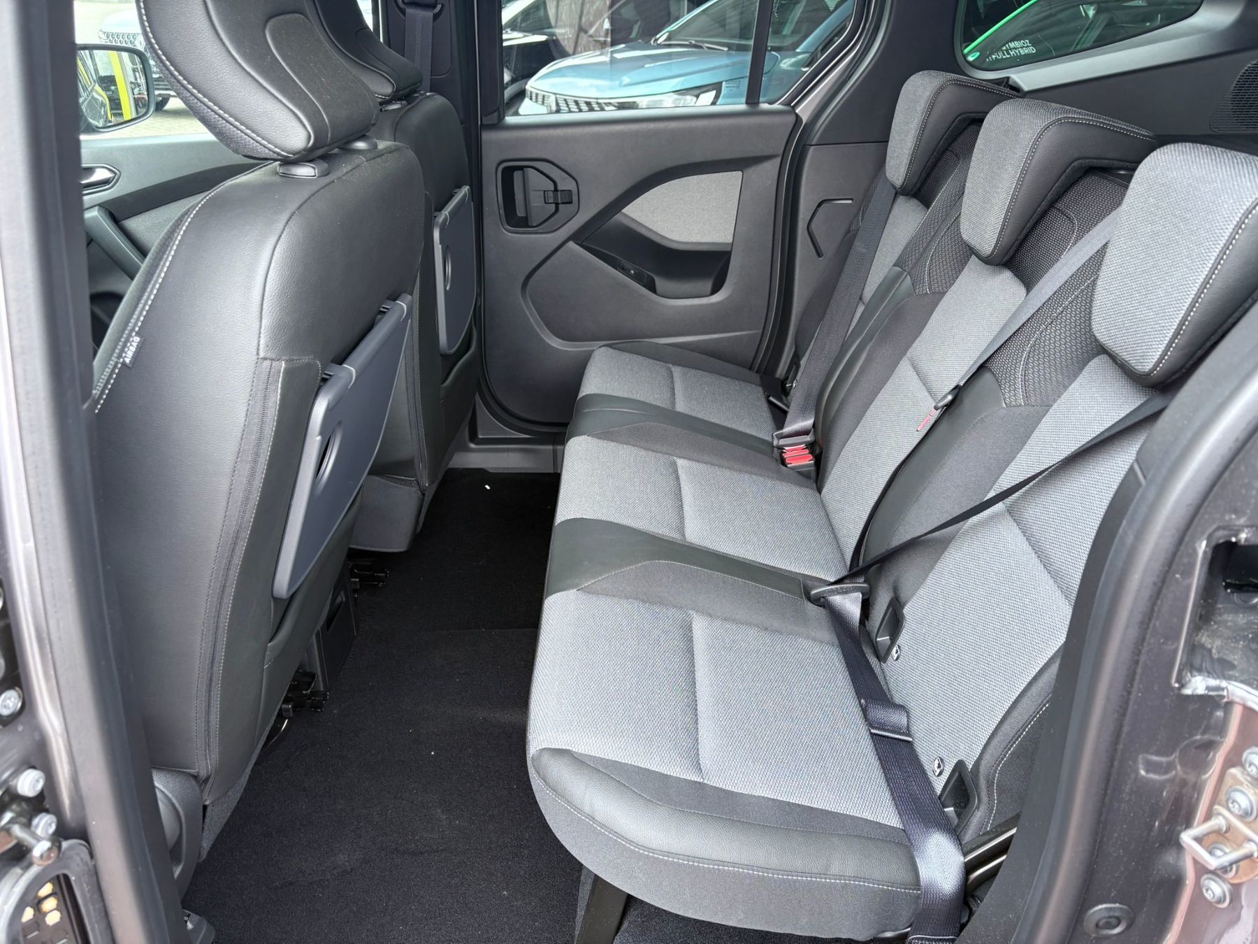 RENAULT Kangoo PKW TECHNO TCe 130 RENAULT Kangoo PKW TECHNO TCe 130