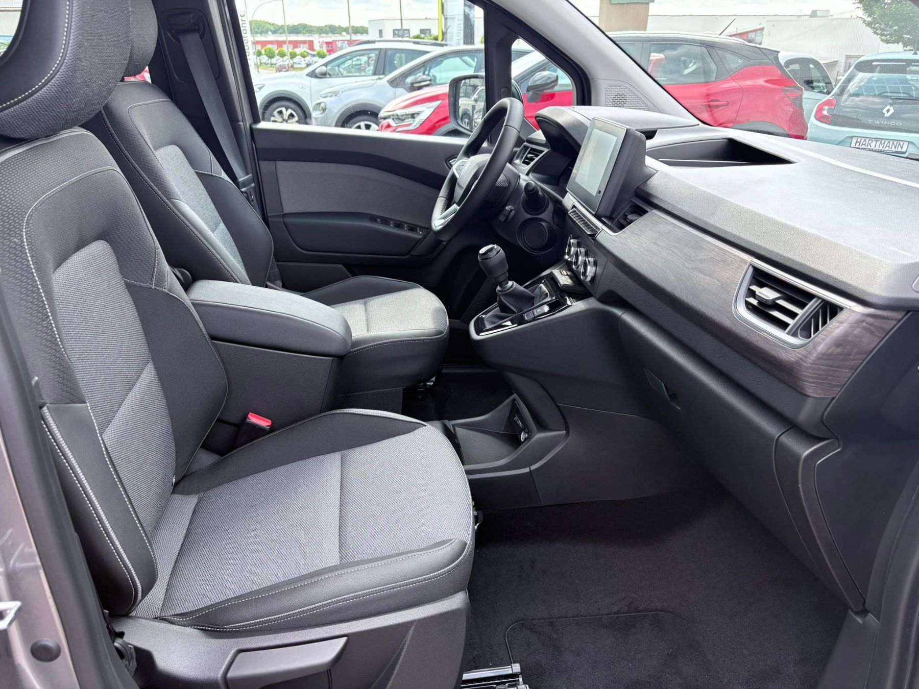 RENAULT Kangoo PKW TECHNO TCe 130 RENAULT Kangoo PKW TECHNO TCe 130