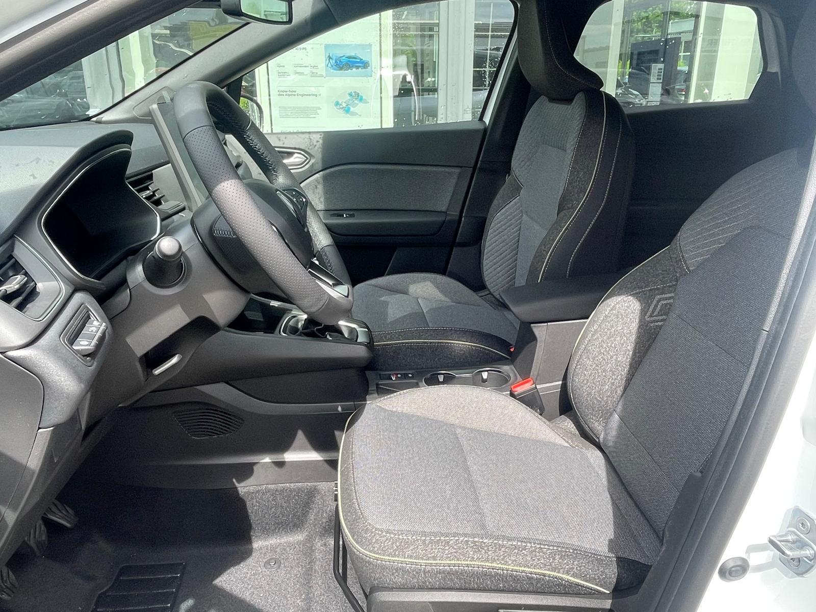 RENAULT Captur Techno TCe 90 RENAULT Captur Techno TCe 90