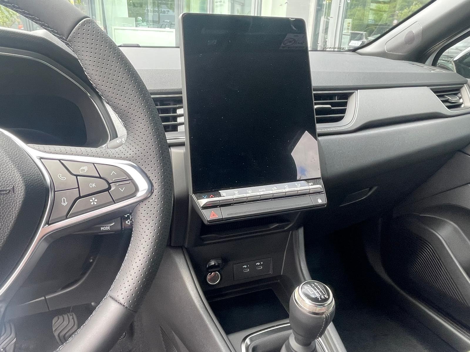 RENAULT Captur Techno TCe 90 RENAULT Captur Techno TCe 90