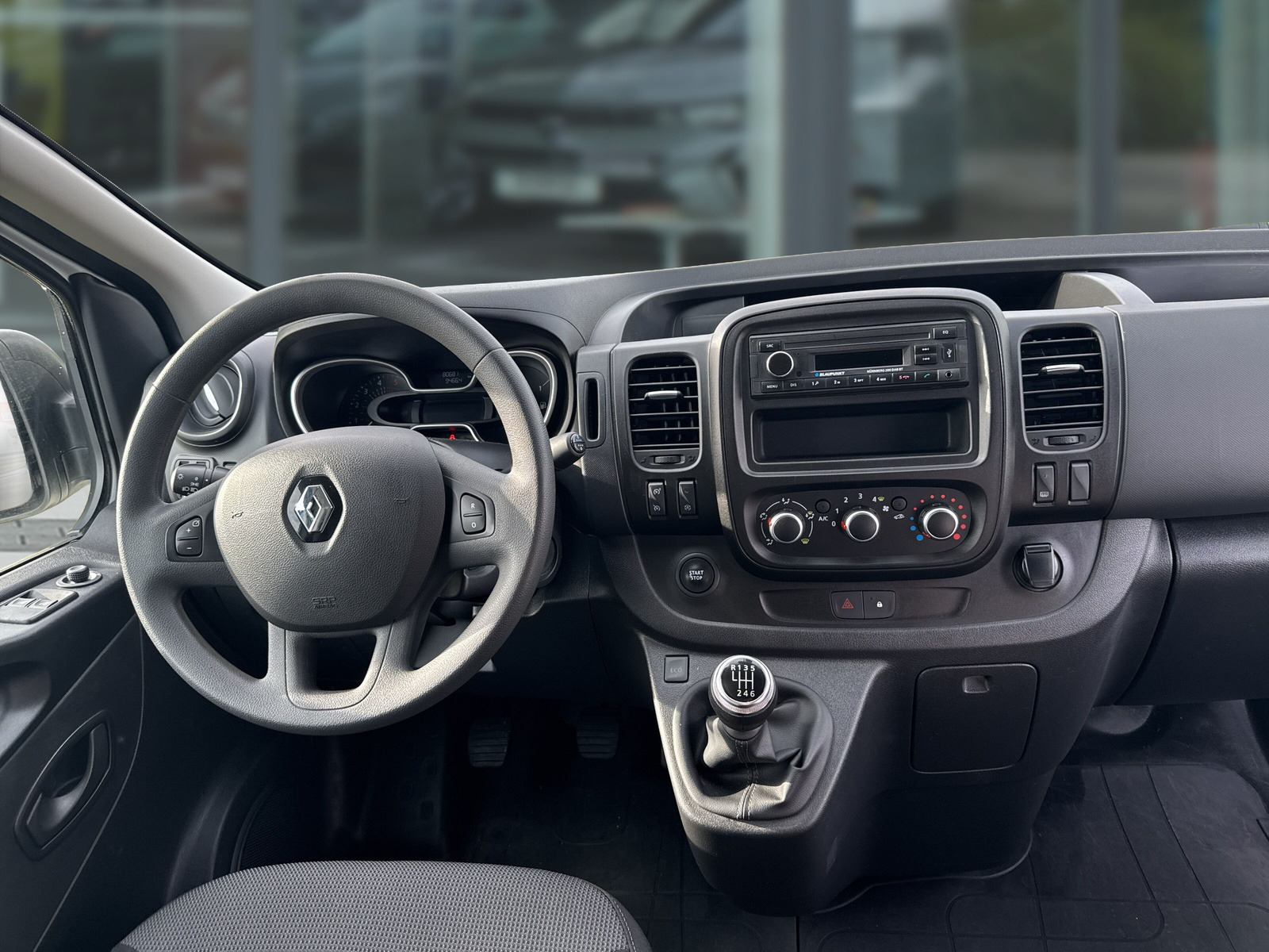 RENAULT Trafic Komfort L2H1 3,0t ENERGY dCi 120 RENAULT Trafic Komfort L2H1 3,0t ENERGY dCi 120