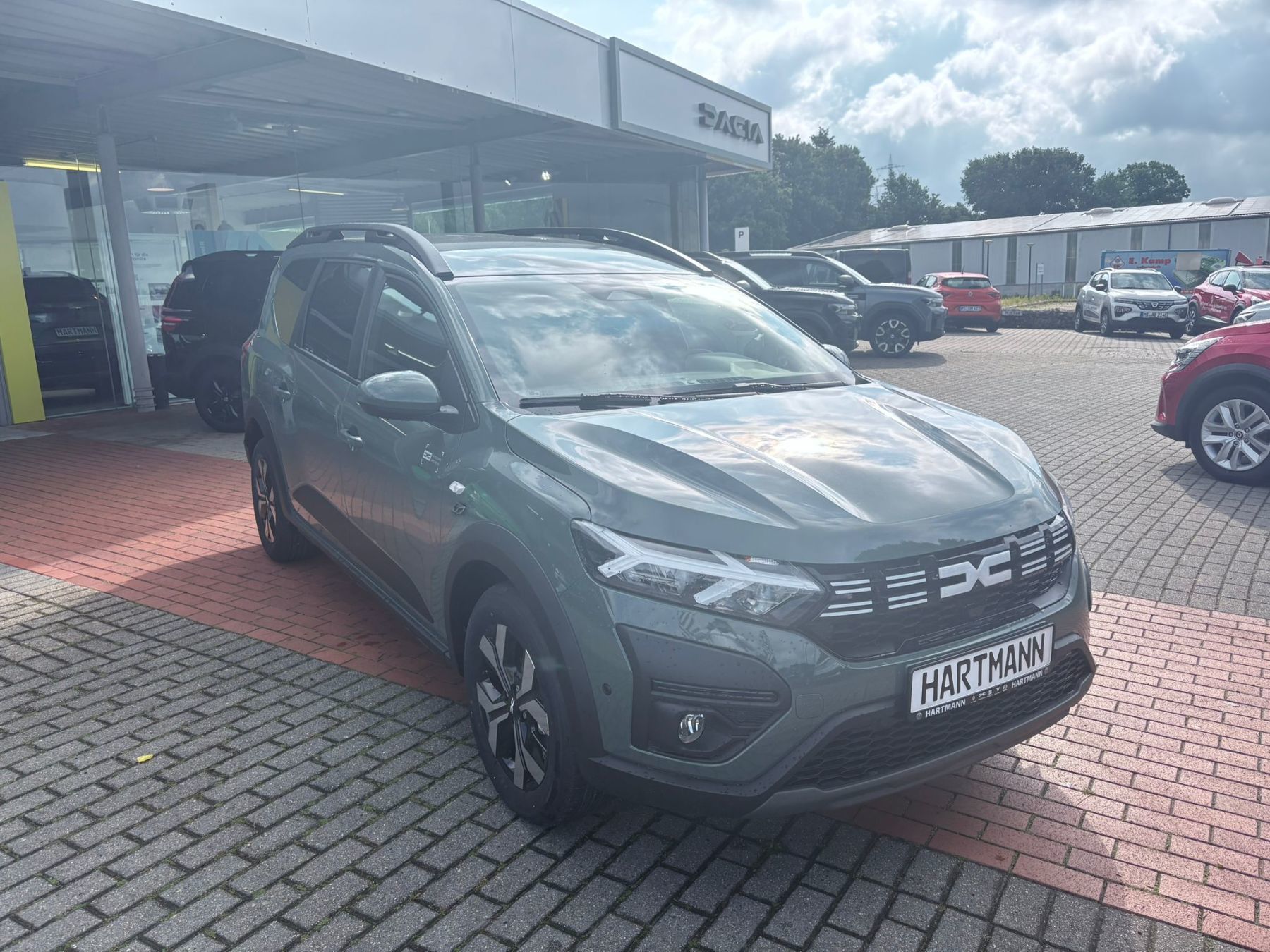 DACIA Jogger Expression ECO-G 100 DACIA Jogger Expression ECO-G 100