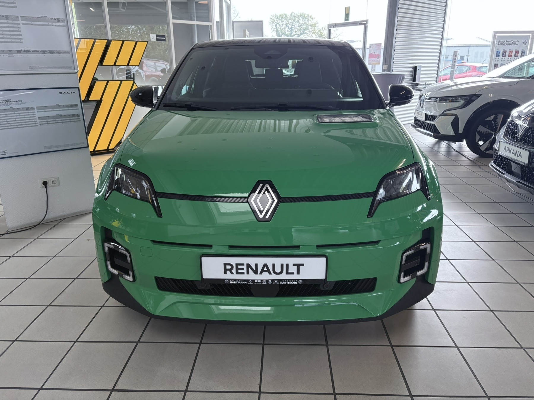 RENAULT R 5 E-Tech Techno 120 Urban Range RENAULT R 5 E-Tech Techno 120 Urban Range