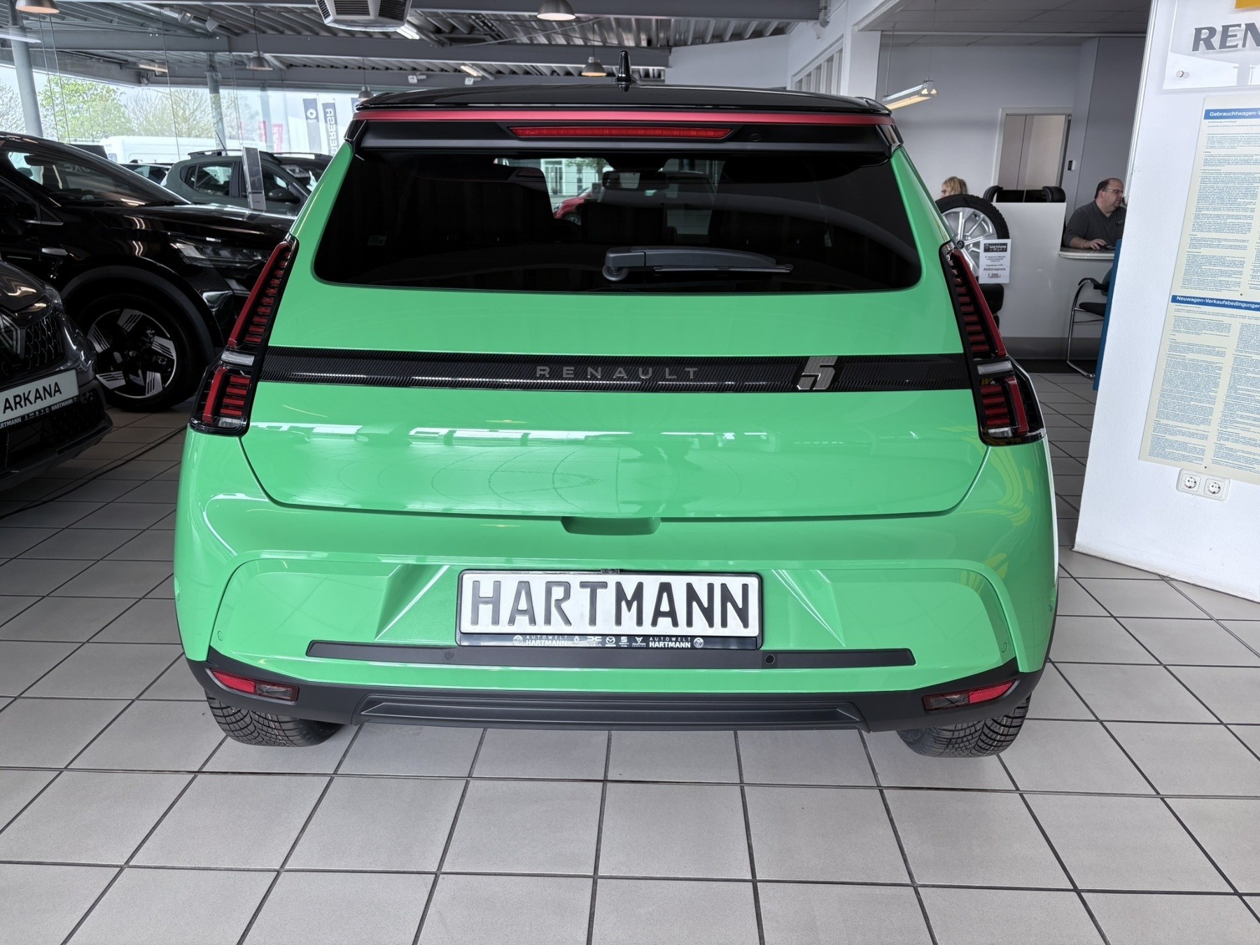 RENAULT R 5 E-Tech Techno 120 Urban Range RENAULT R 5 E-Tech Techno 120 Urban Range