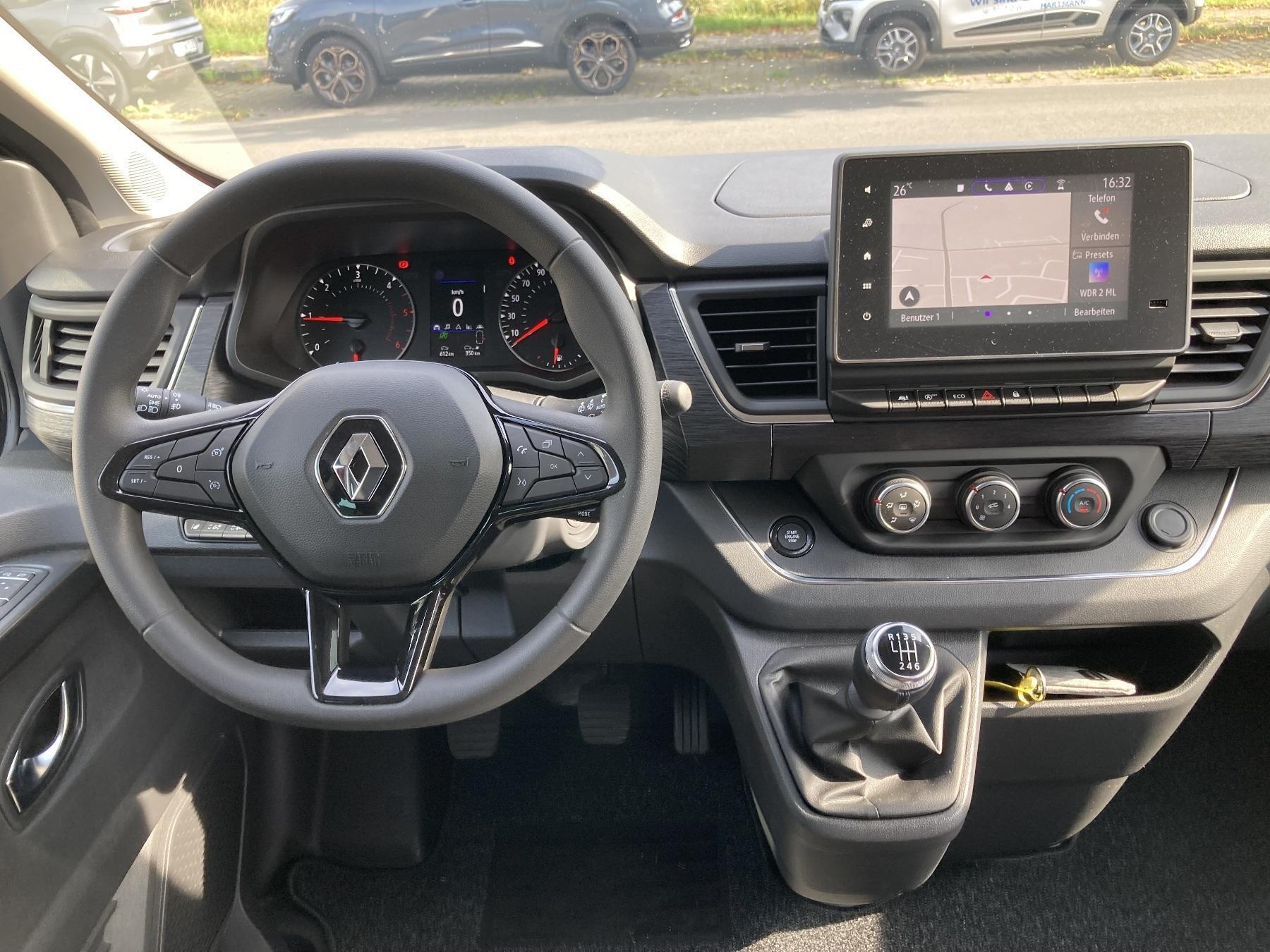 RENAULT Trafic Pkw Grand Life Blue dCi 150 RENAULT Trafic Pkw Grand Life Blue dCi 150