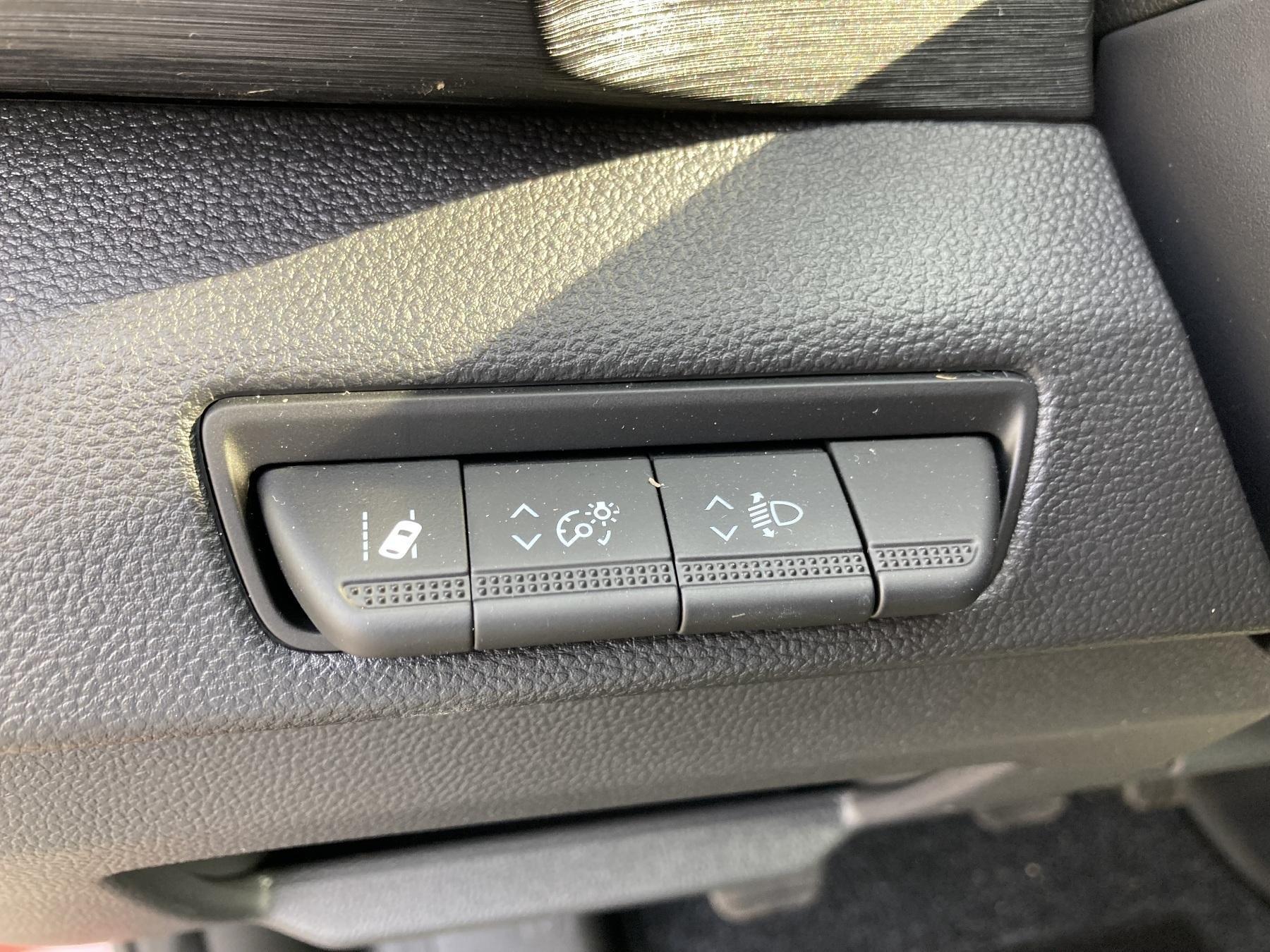 RENAULT Trafic Pkw Grand Life Blue dCi 150 RENAULT Trafic Pkw Grand Life Blue dCi 150