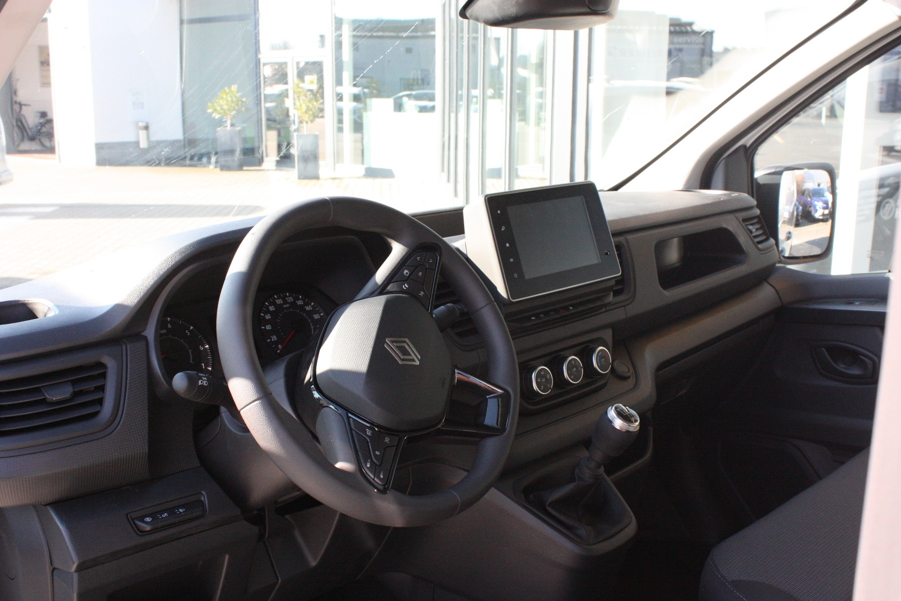 RENAULT Trafic Lkw Komfort L1H1 3,0t Blue dCi 130 RENAULT Trafic Lkw Komfort L1H1 3,0t Blue dCi 130