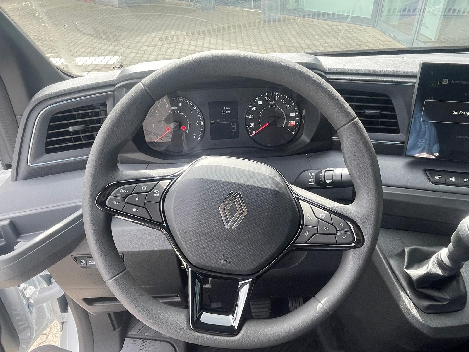 RENAULT Master Kastenwagen FWD extra L2H2 3,5t Blue dCi  RENAULT Master Kastenwagen FWD extra L2H2 3,5t Blue dCi