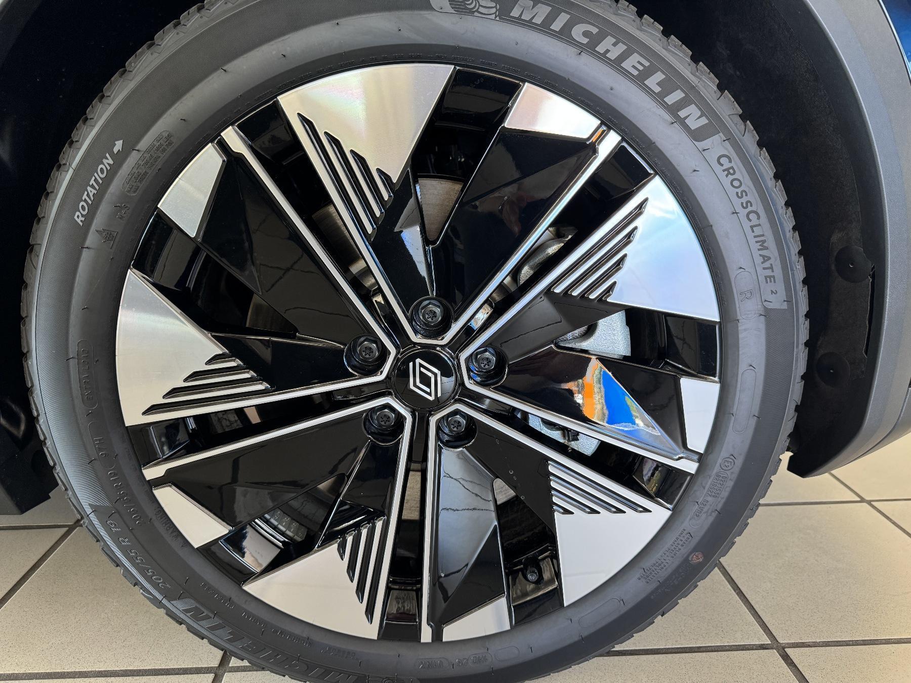 RENAULT Scenic E-Tech Evolution 170 Comfort Range RENAULT Scenic E-Tech Evolution 170 Comfort Range