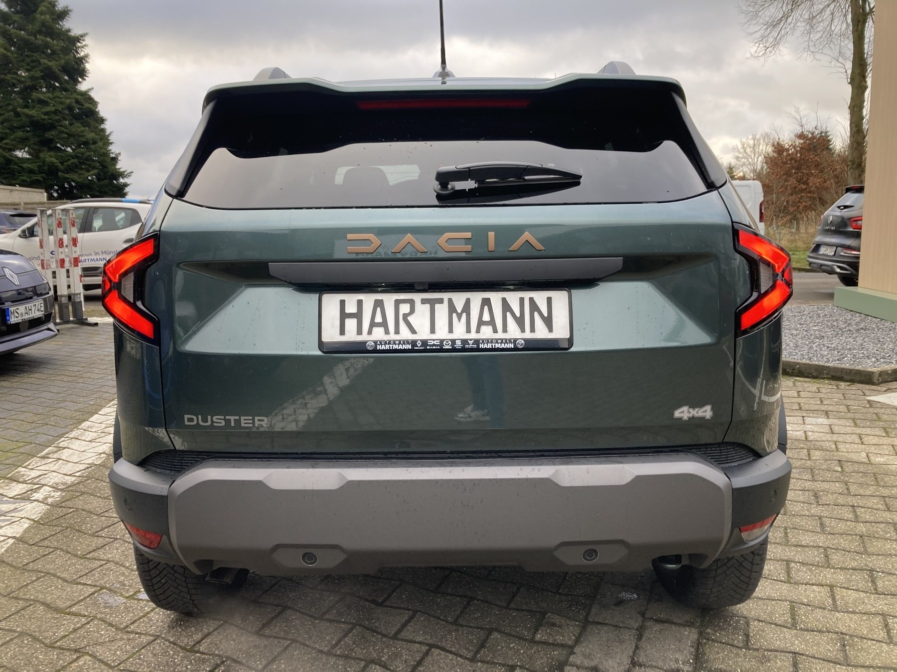 DACIA Duster Extreme TCe 130 4x4 DACIA Duster Extreme TCe 130 4x4