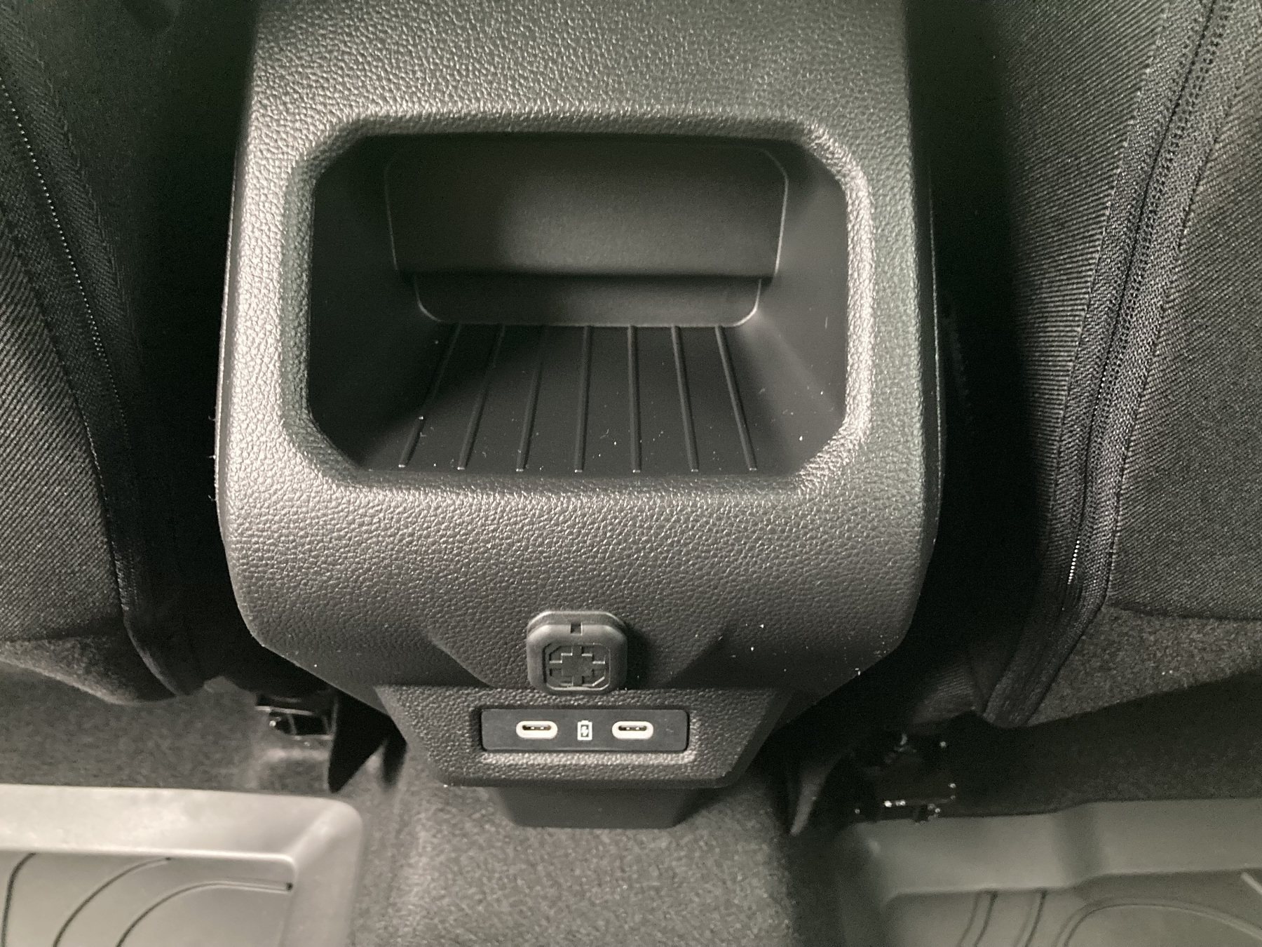 DACIA Duster Extreme TCe 130 4x4 DACIA Duster Extreme TCe 130 4x4