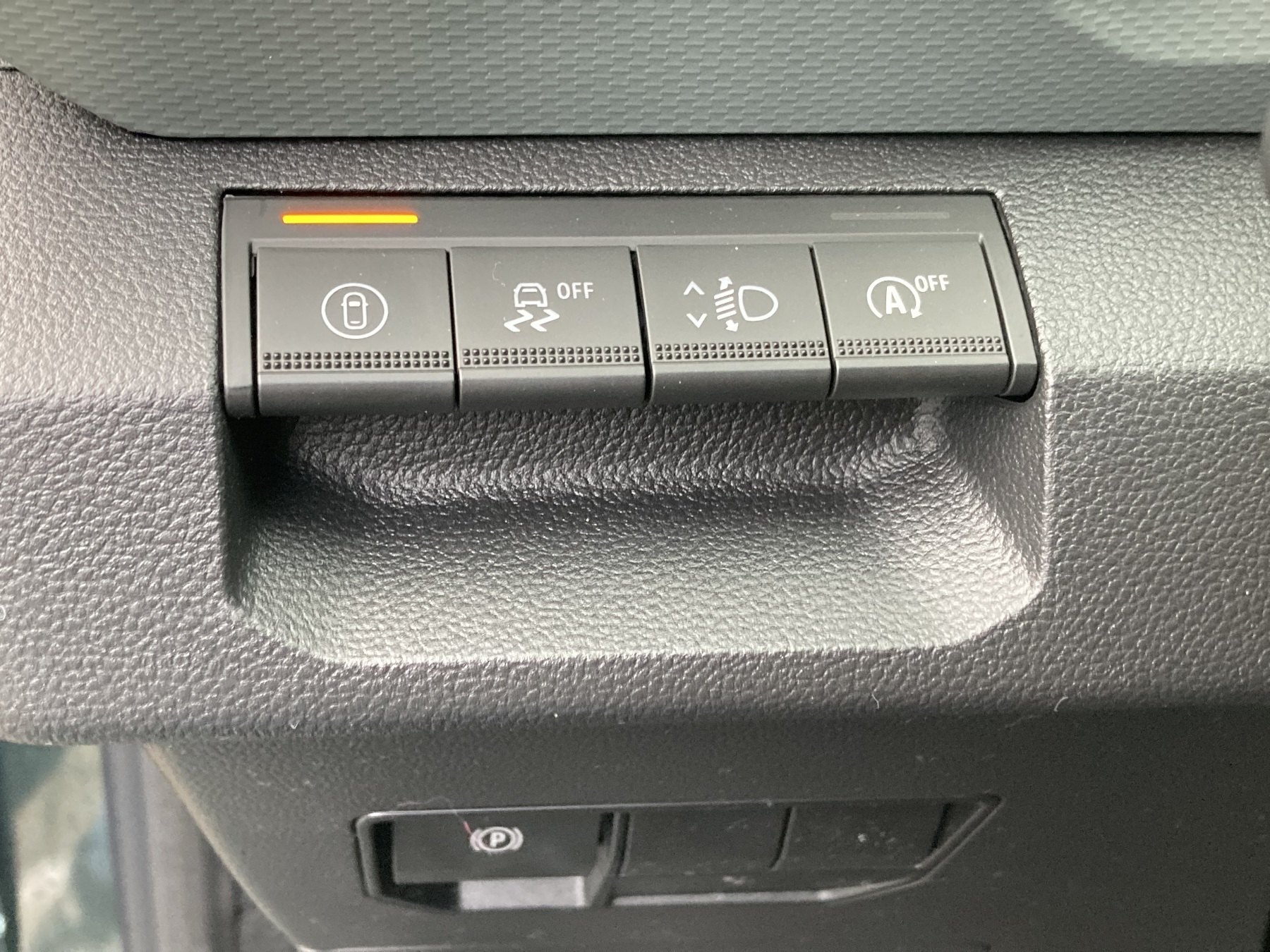 DACIA Duster Extreme TCe 130 4x4 DACIA Duster Extreme TCe 130 4x4